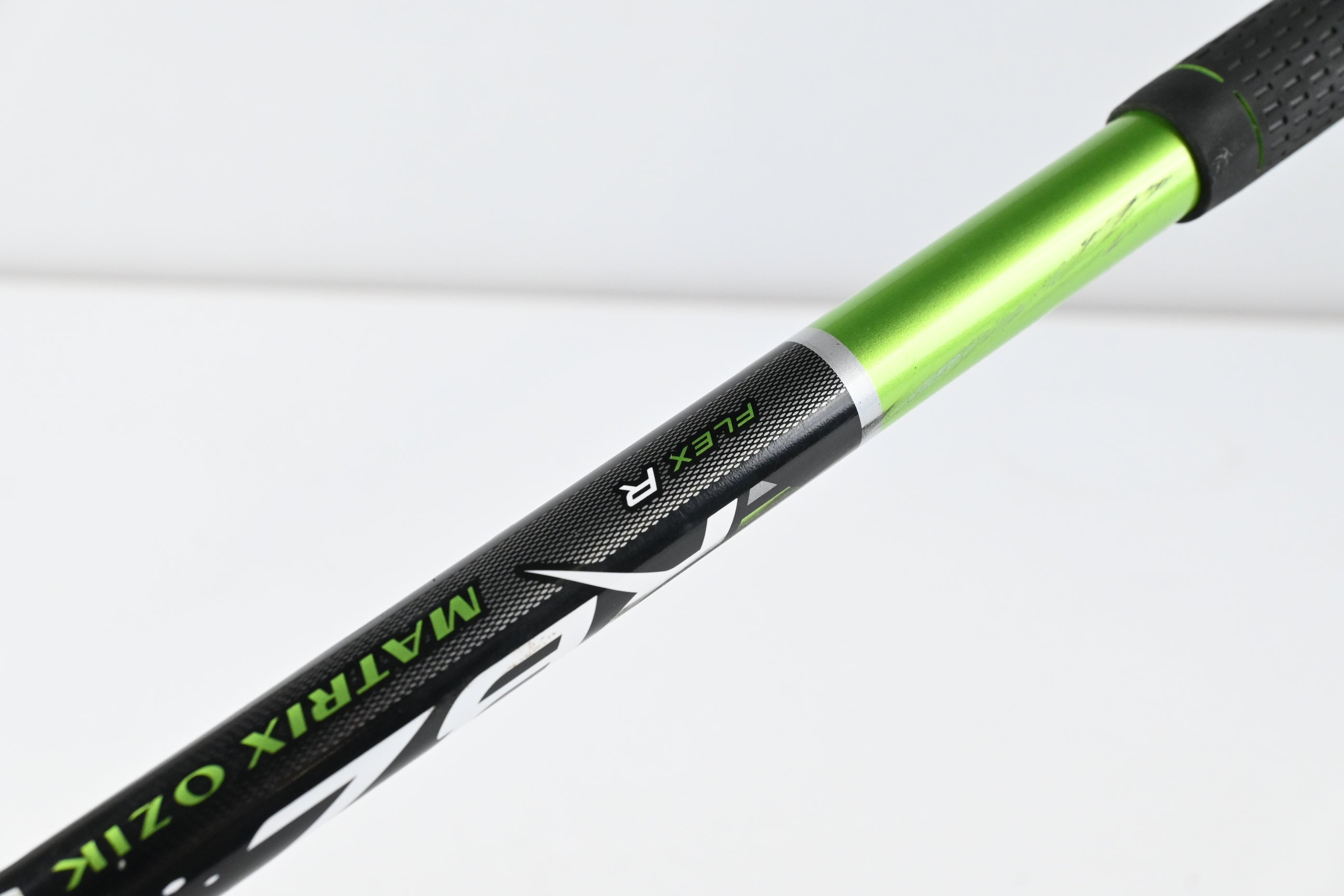 Taylormade RBZ Tour Driver / 9 Degree / Regular Flex Matrix Ozik XCon-6 Shaft