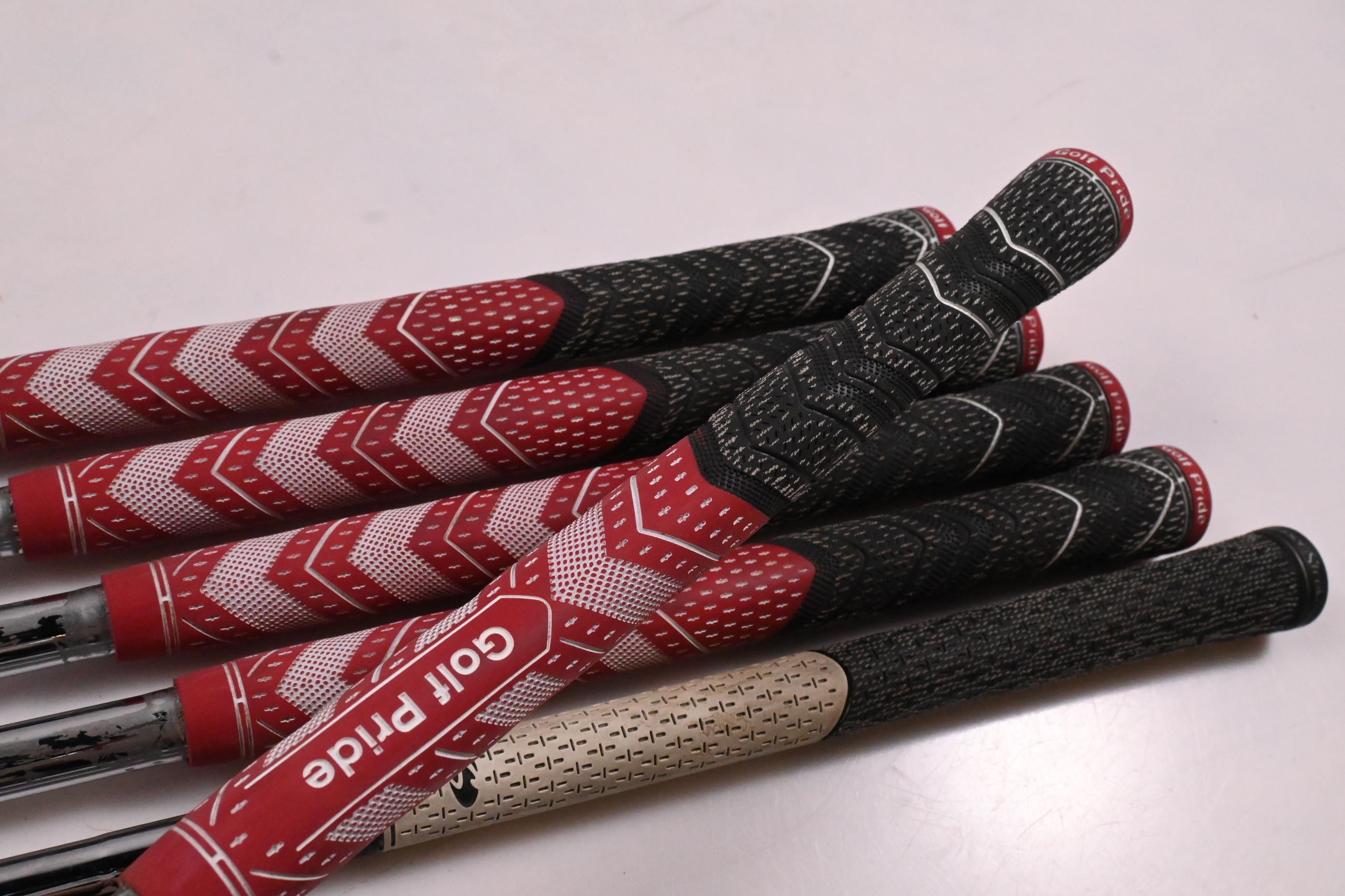 Srixon Z-565 Irons / 5-PW / Stiff Flex N.S.Pro 980GH Shafts