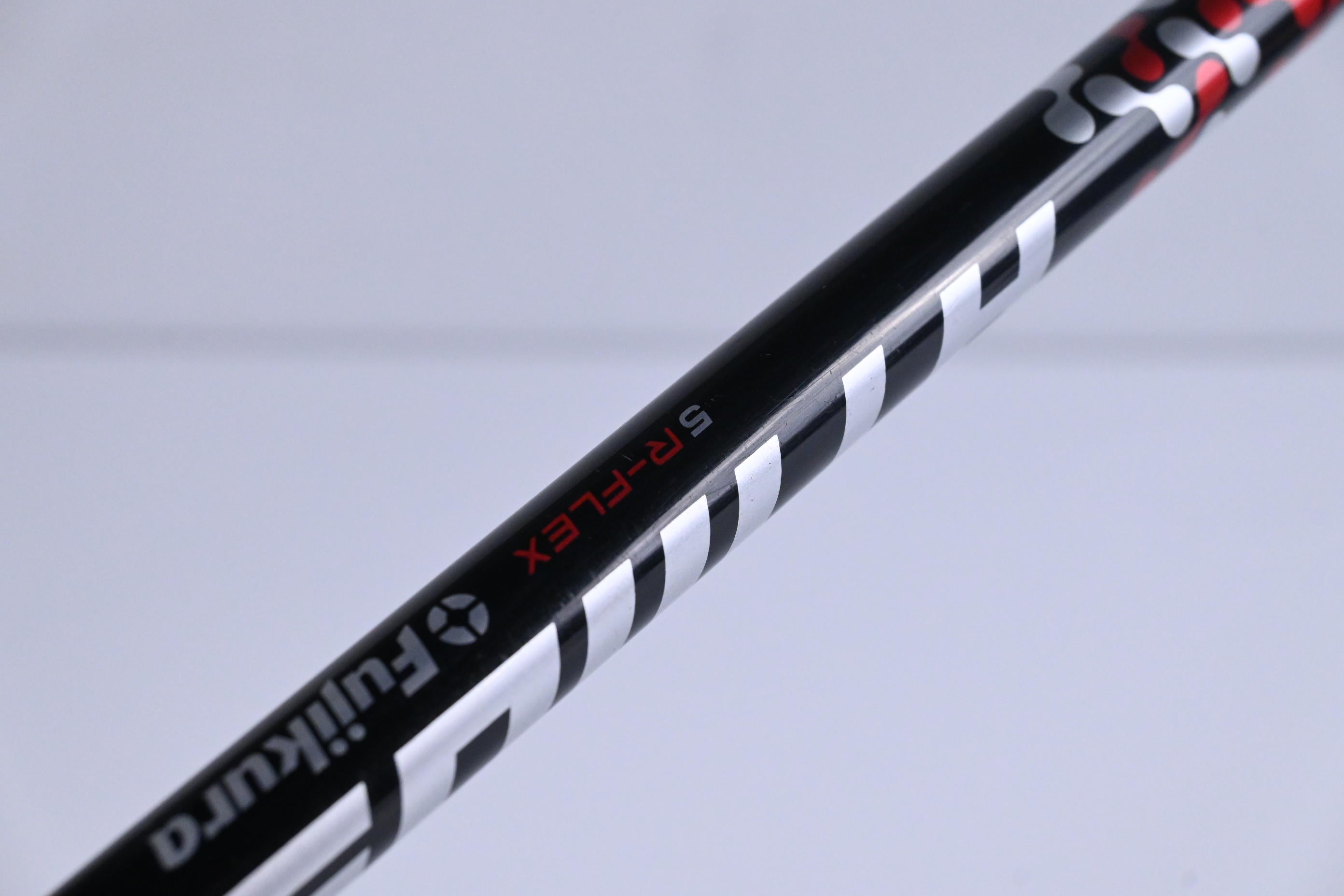 Left Hand Taylormade M4 Driver / 10.5 Degree / Regular Flex Fujikura Atmos Red 5