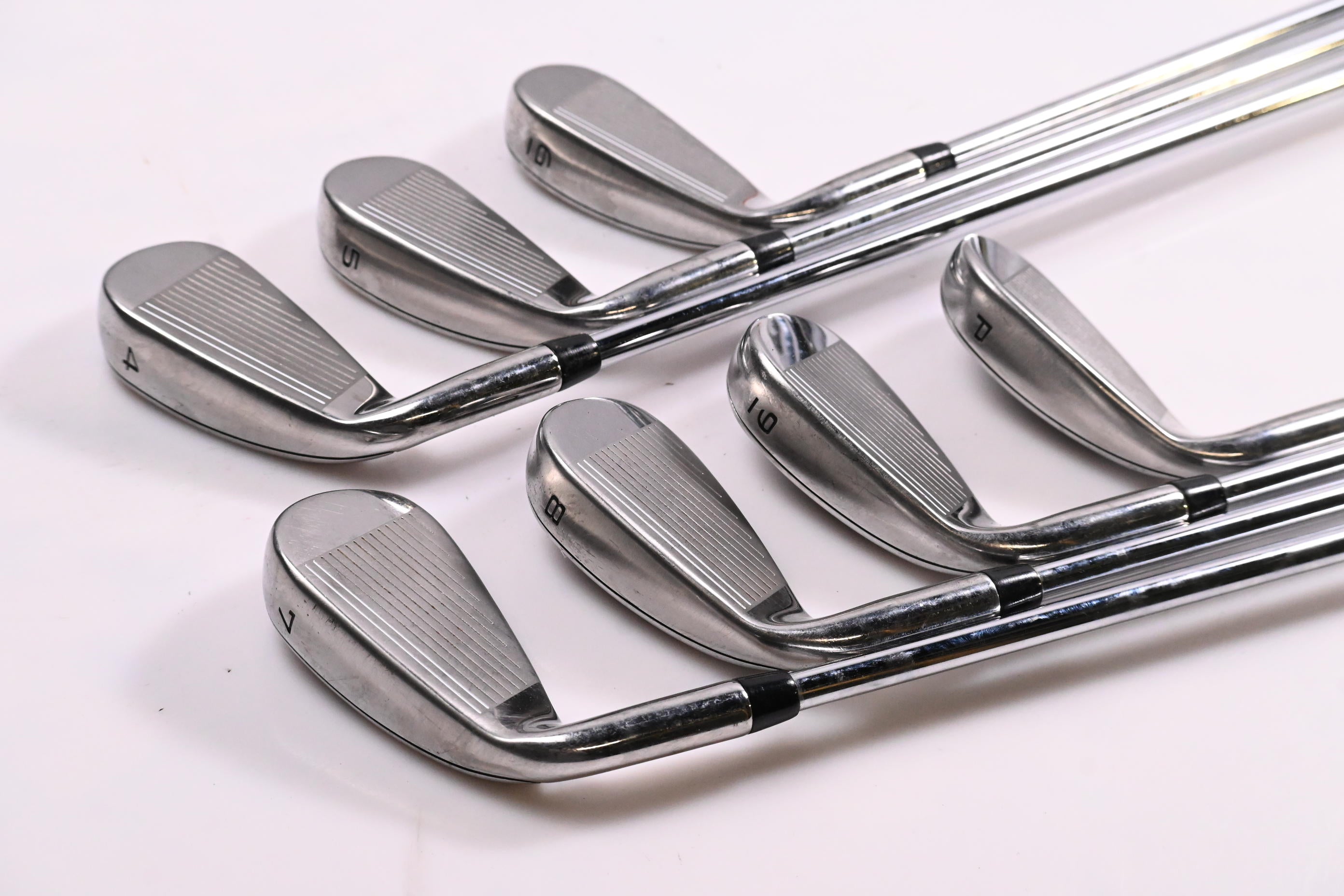 Callaway Rogue ST Max Irons / 4-PW / Regular Flex Elevate MPH 95 Shafts