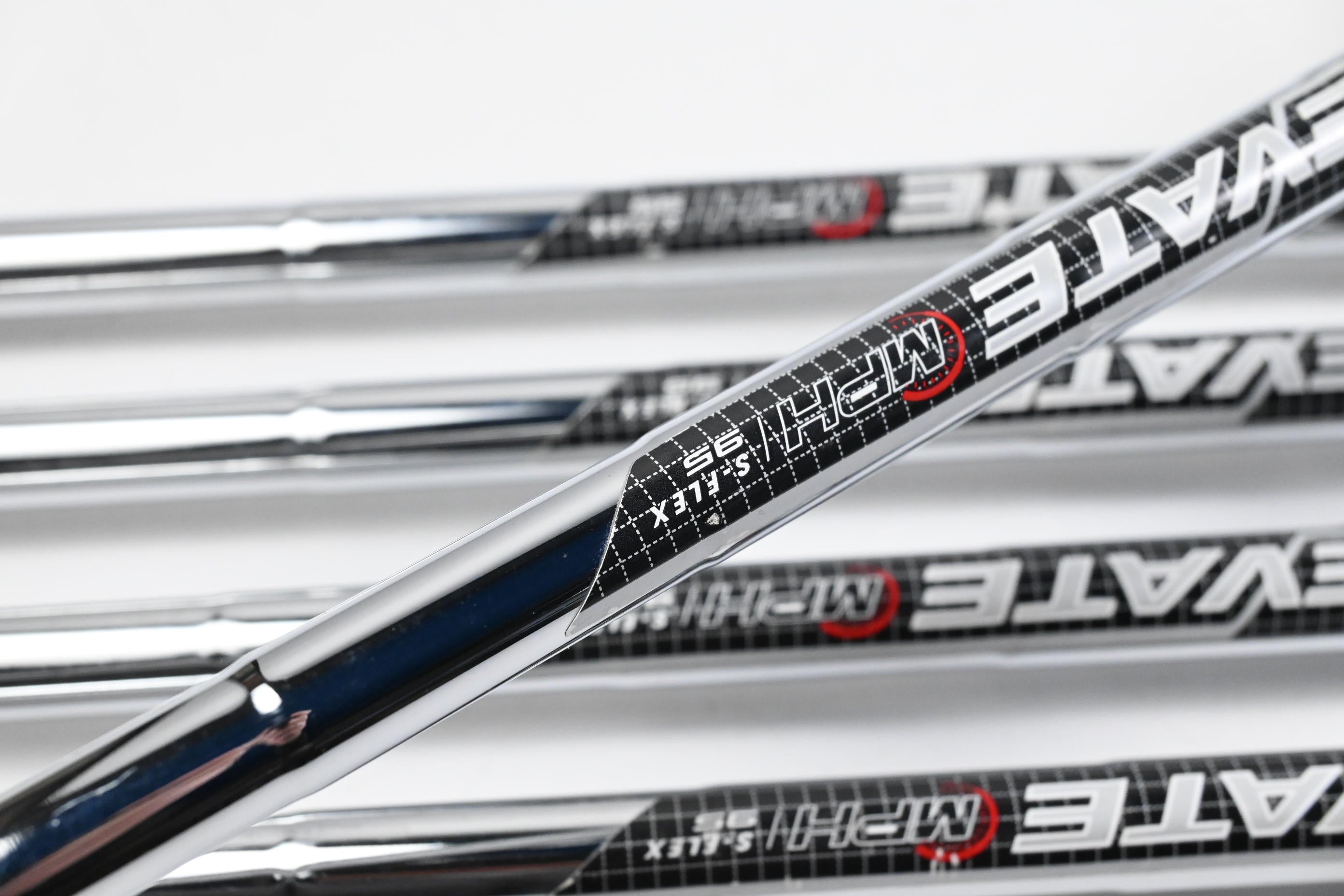 Callaway Paradym Ai Smoke Irons / 7-PW+GW / Stiff Flex Elevate MPH 95 Shafts