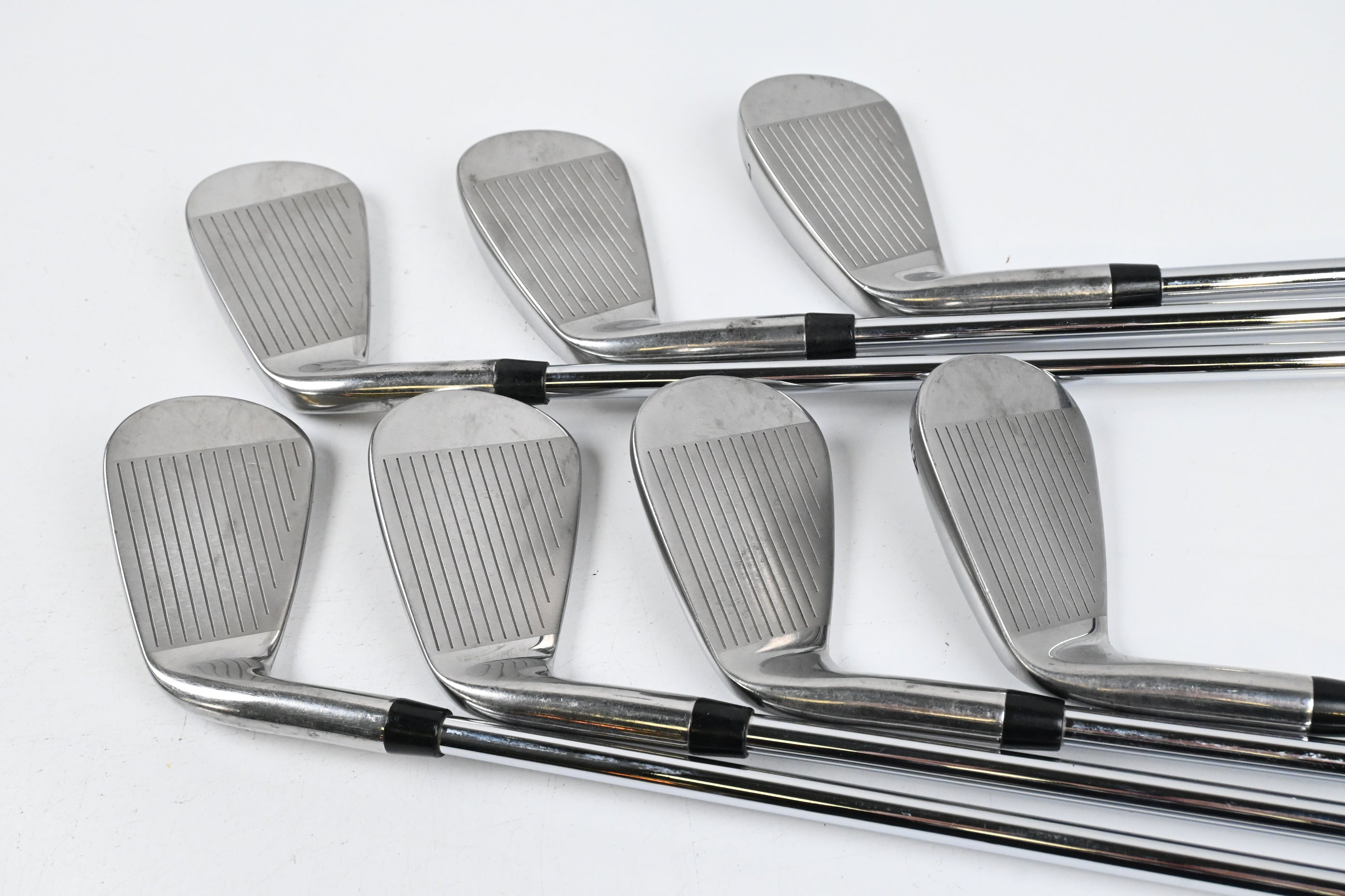 Callaway Paradym Ai Smoke Irons / 5-PW+GW / Regular Flex AMT Red R300 Shafts