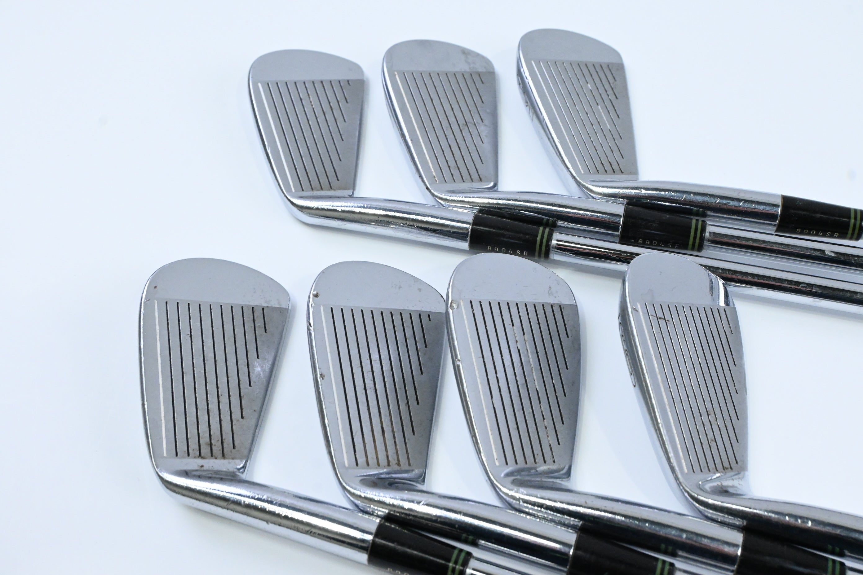 Mizuno Tour Proven Irons / 3-9 / Regular Flex Dynamic Gold R400 Shafts