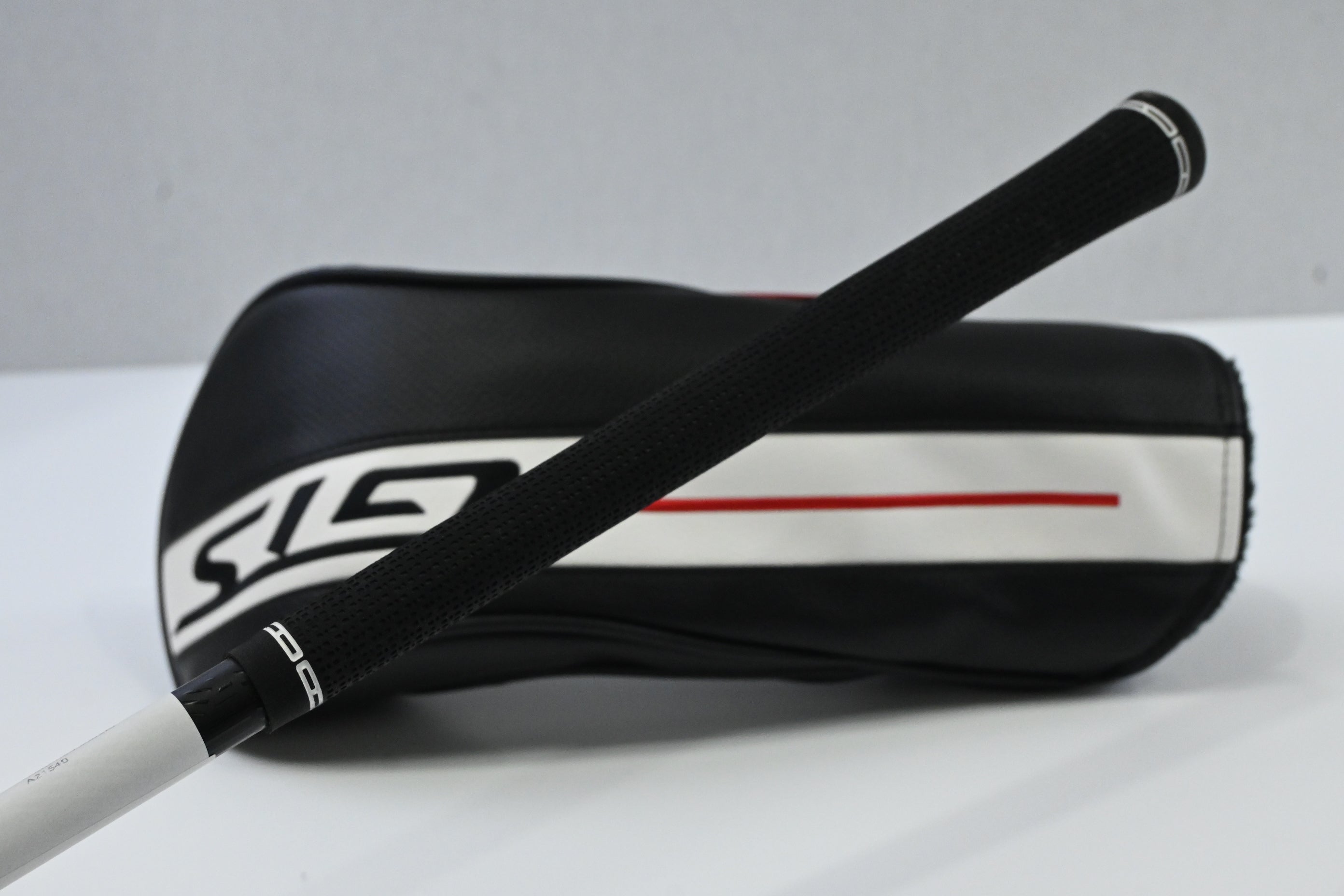Titleist GTS3 Driver / 9 Degree / Stiff Flex Project X Titan Black 60 Shaft