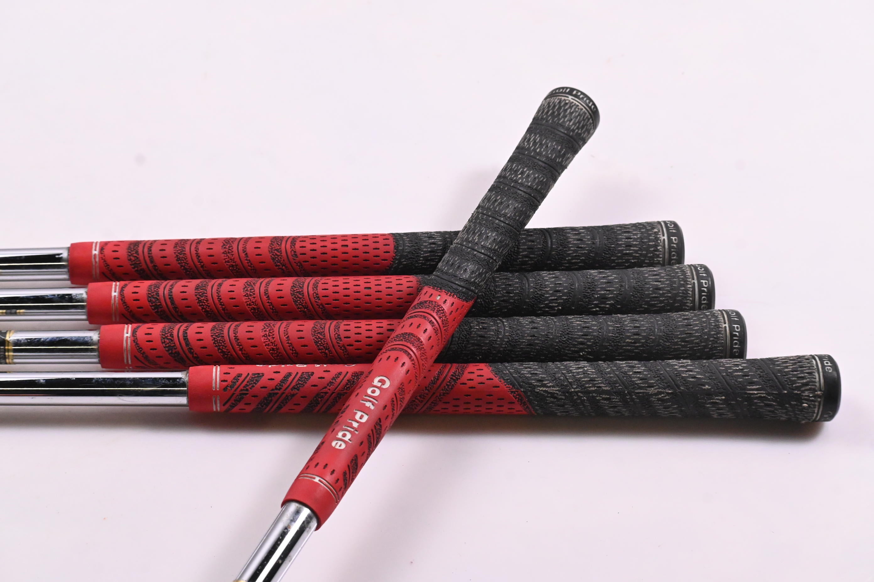 Taylormade R7 Irons / 5-9i / Stiff Flex Rifle Flighted Precision Shafts