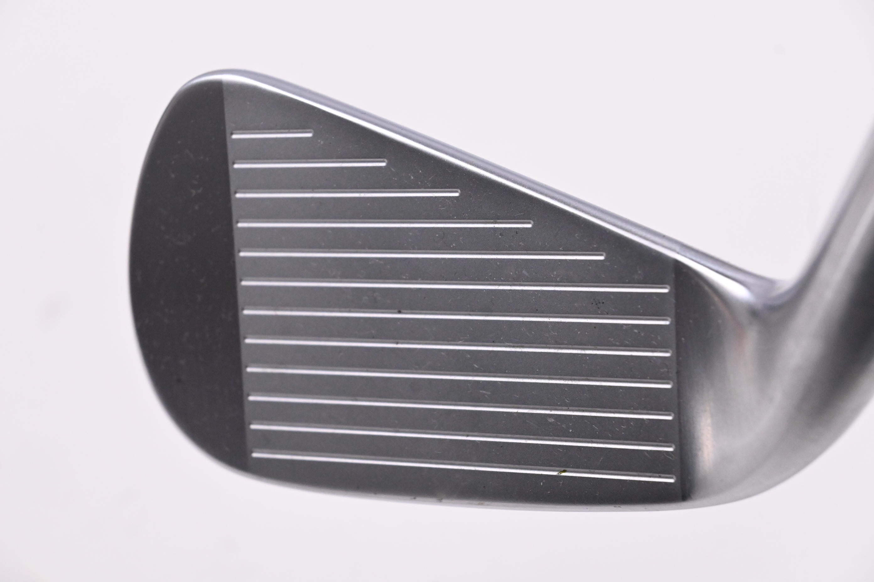 Titleist T200 2023 Utility #3 Iron / 20 Degree / Stiff Flex Aldila Rogue 95 MSI