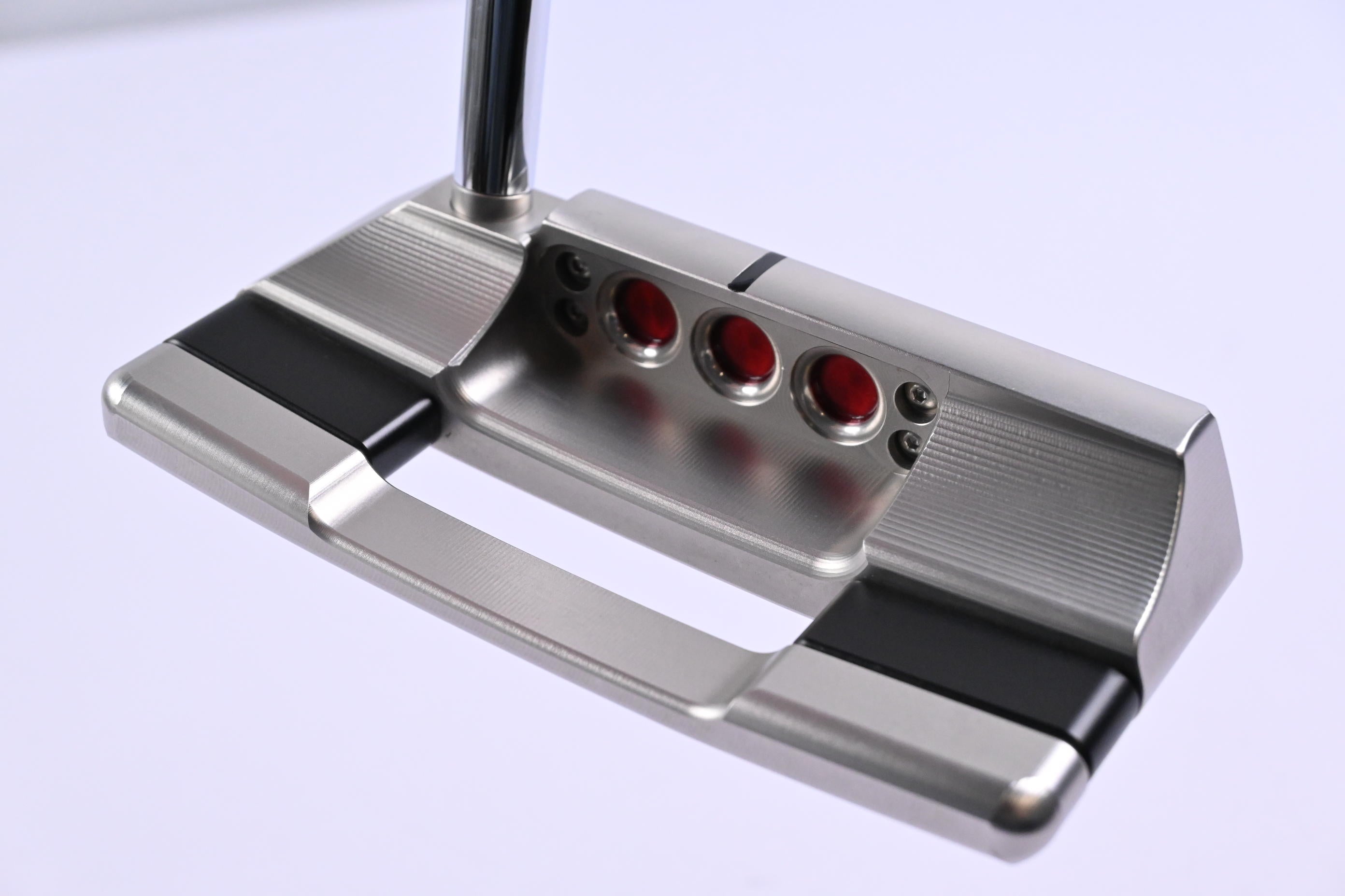 Scotty Cameron 2025 Studio Style Square Back Putter / 34 Inch