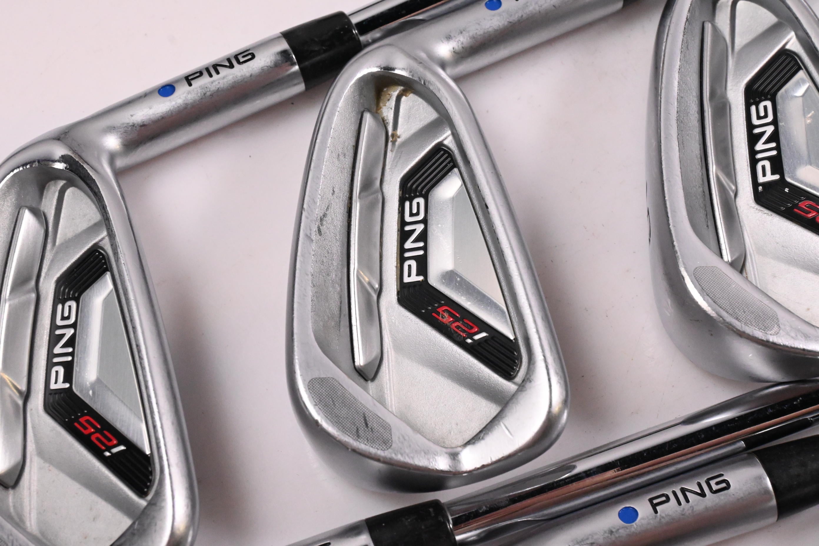 Ping i25 Irons / 4-PW / Blue Dot / X-Flex KBS Tour 130 Shafts