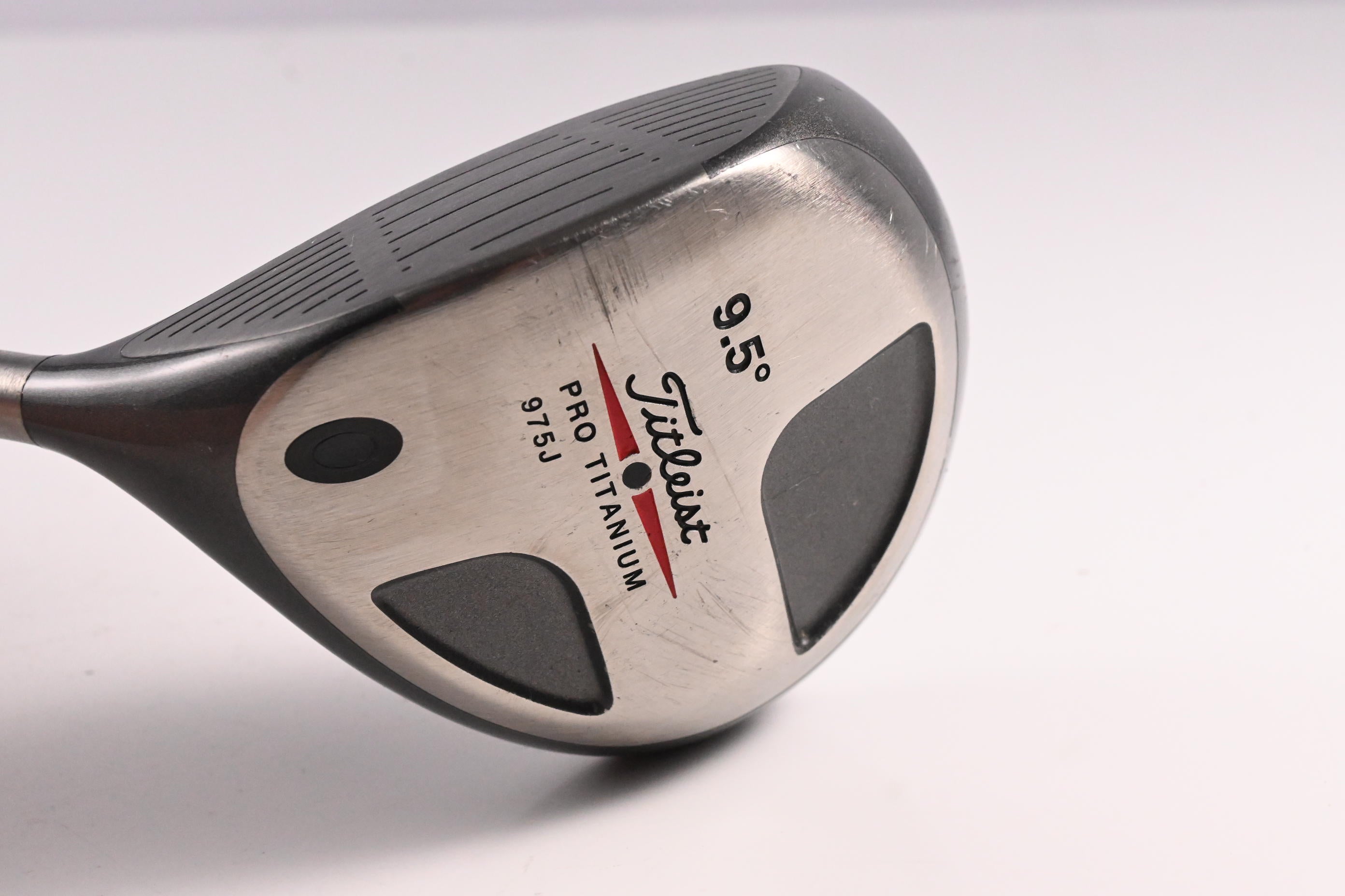Titleist 975 J Driver / 9.5 Degree / Regular Flex Ultralite 60 Shaft