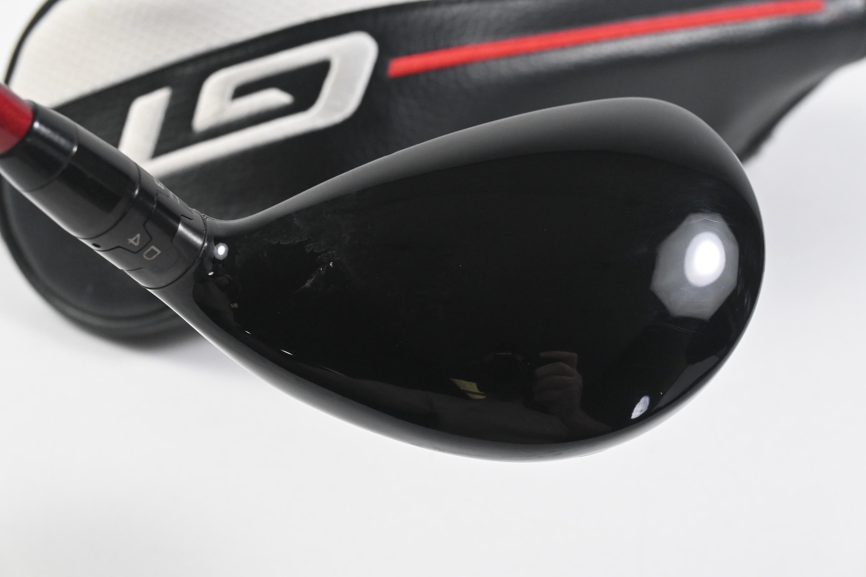 Titleist GT2 #3 Hybrid / 18 Degree / Stiff Flex Denali Red 70 Shaft
