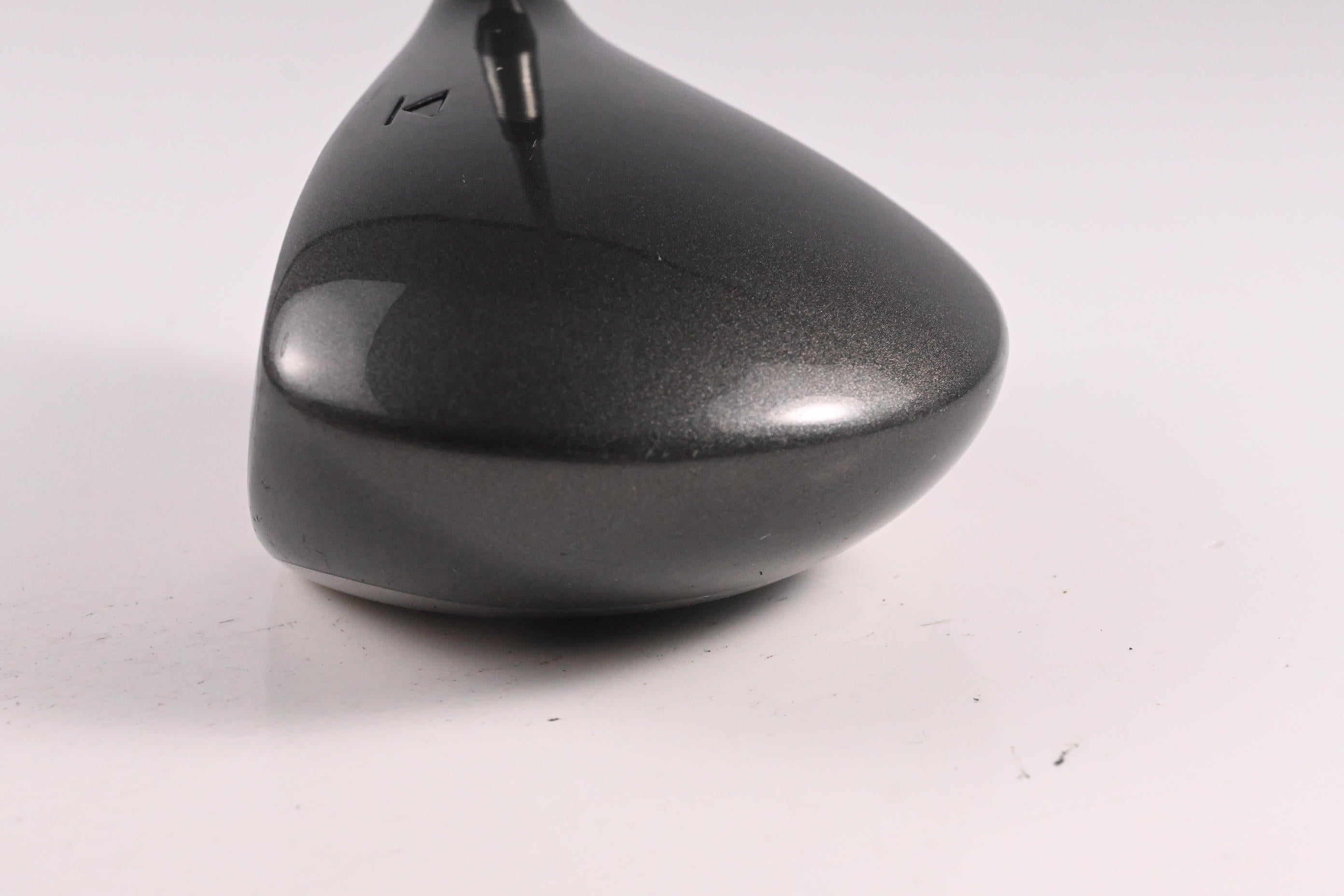 Titleist 975 J Driver / 9.5 Degree / Regular Flex Ultralite 60 Shaft
