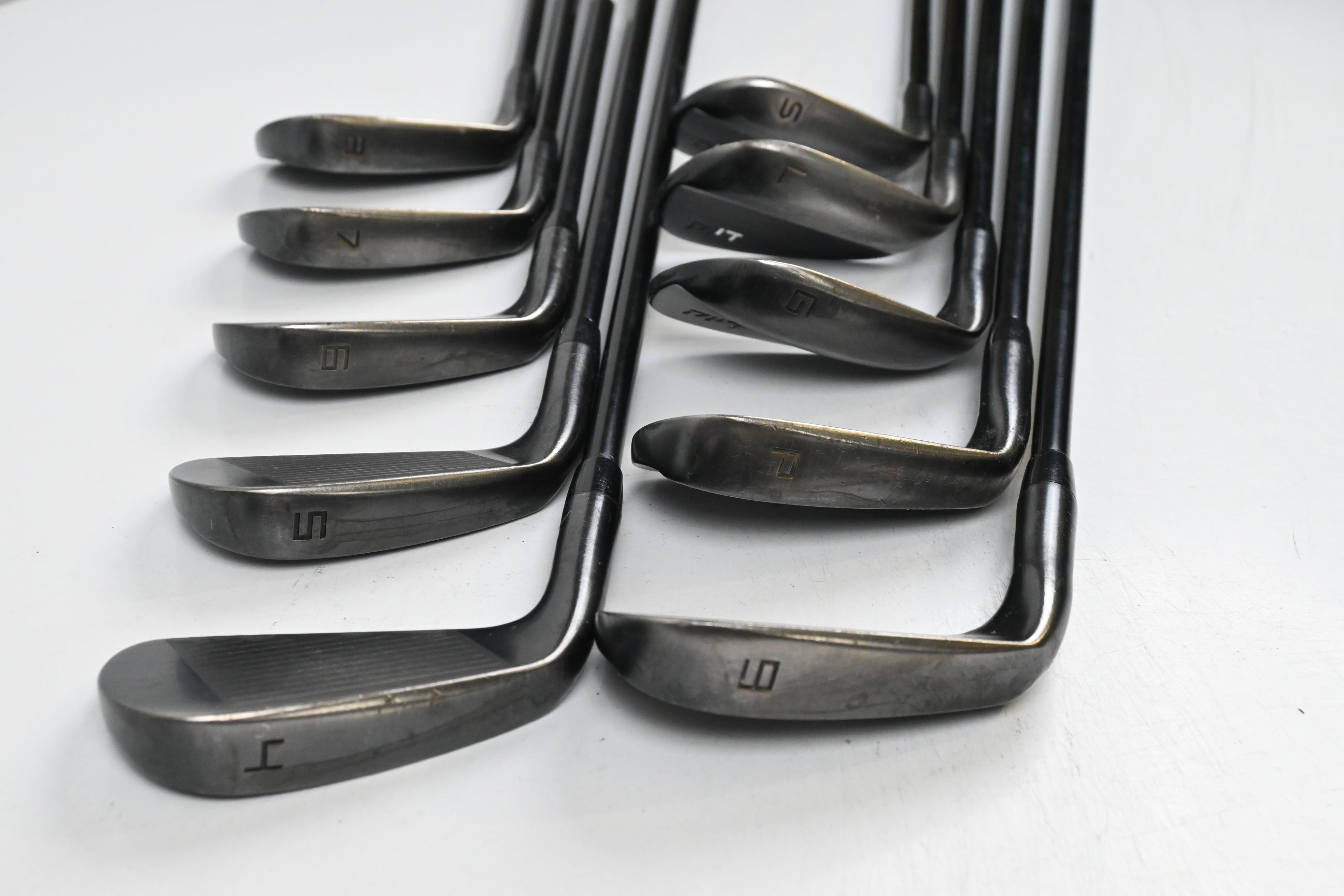 Avoda Origin Black Irons / 4-PW+GW+SW+LW / X-Flex Fujikura AXIOM Velocore 105