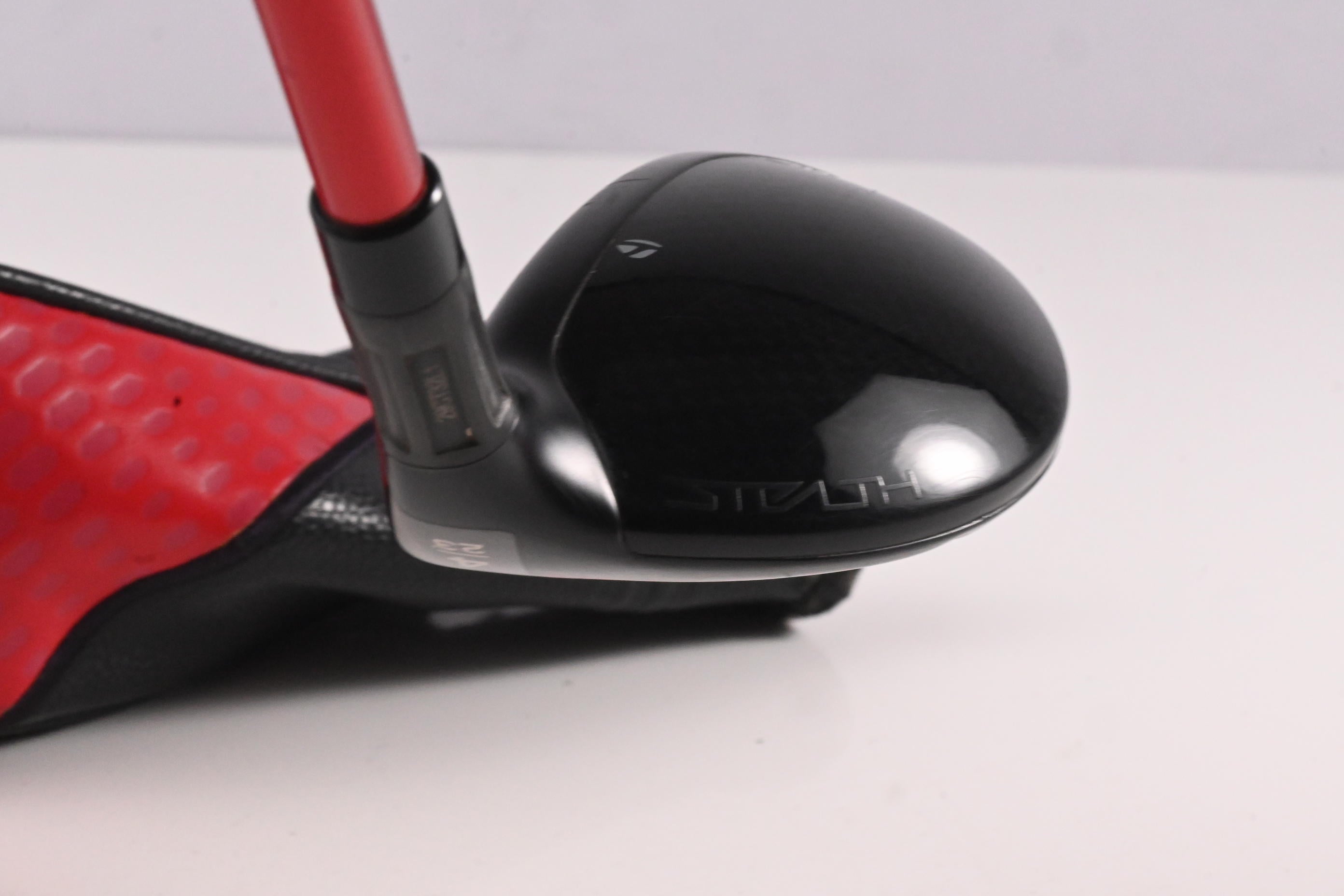 Taylormade Stealth 2 HD #4 Hybrid / 23 Degree / Regular Flex Speeder NX 50