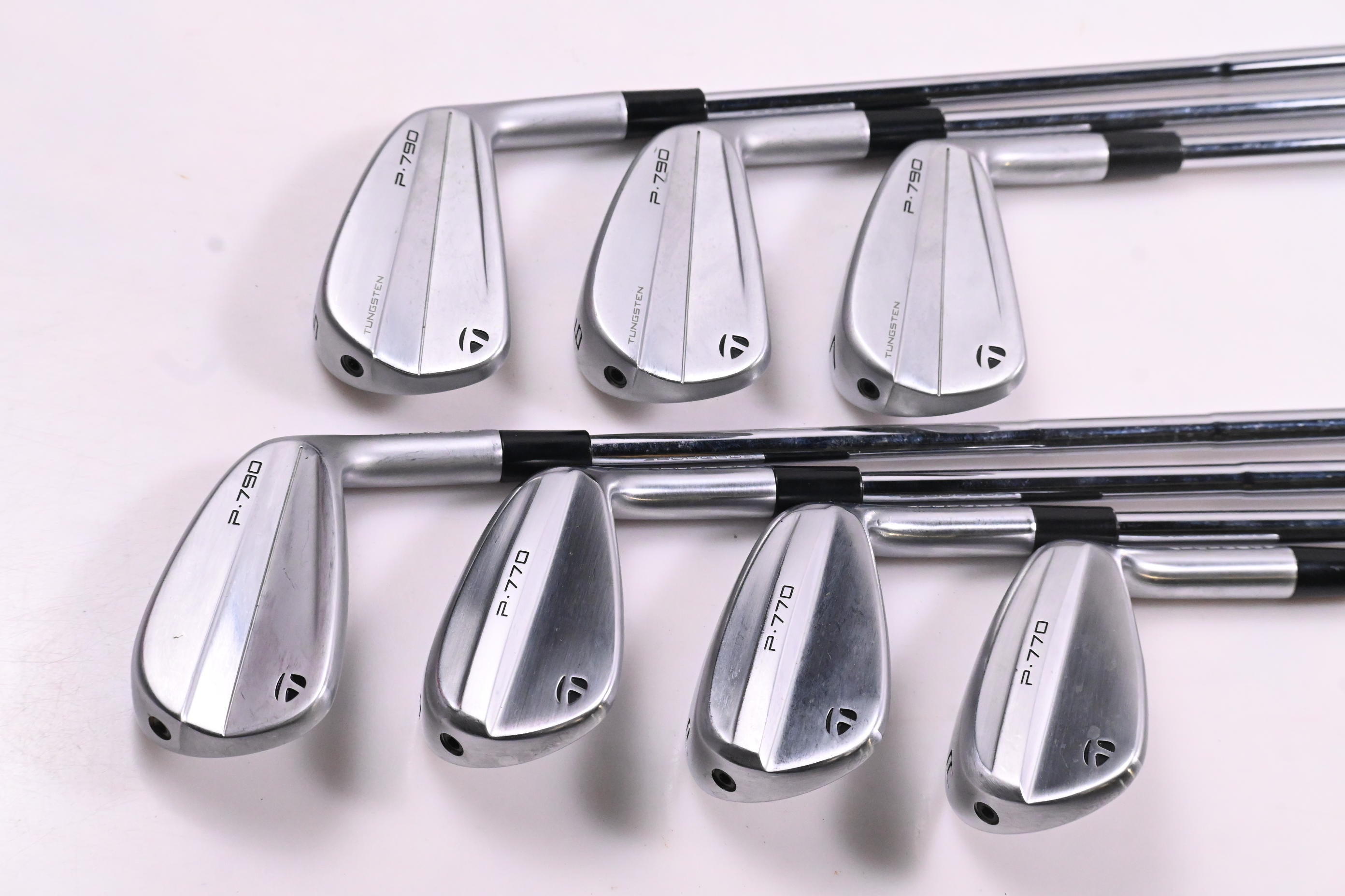 Taylormade P790 2023 Irons / 5-PW+GW / Stiff Flex Dynamic Gold MID 115 Shafts