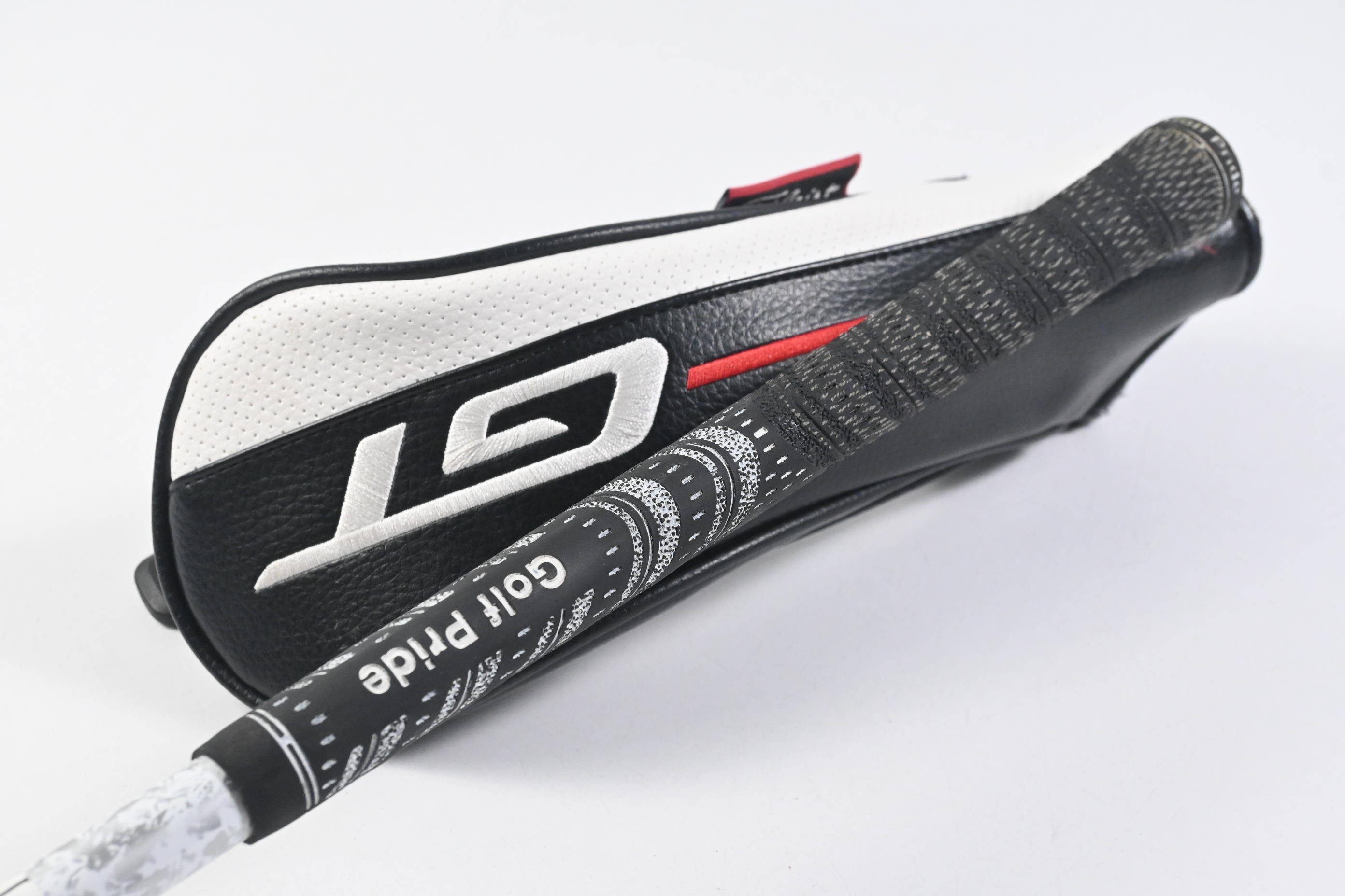 Titleist GT2 #3 Hybrid / 18 Degree / Stiff Flex Denali Red 70 Shaft