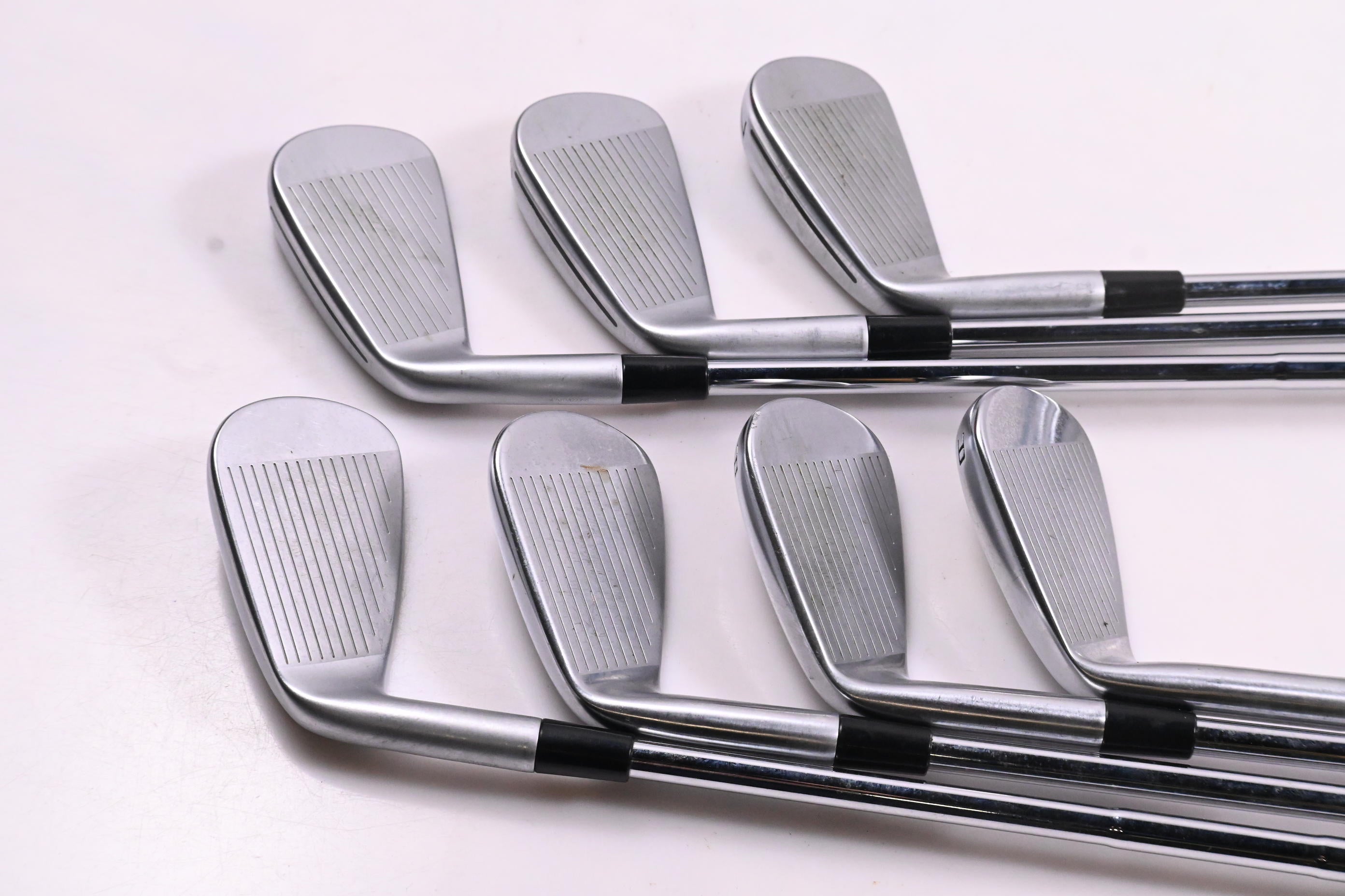 Taylormade P790 2023 Irons / 5-PW+GW / Stiff Flex Dynamic Gold MID 115 Shafts