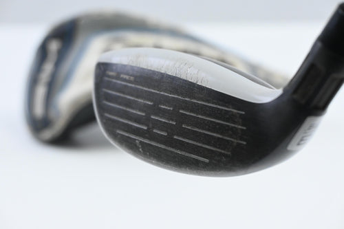 Taylormade SIM Max #3 Hybrid / 19 Degree / Stiff Flex Fujikura Ventus Blue 7