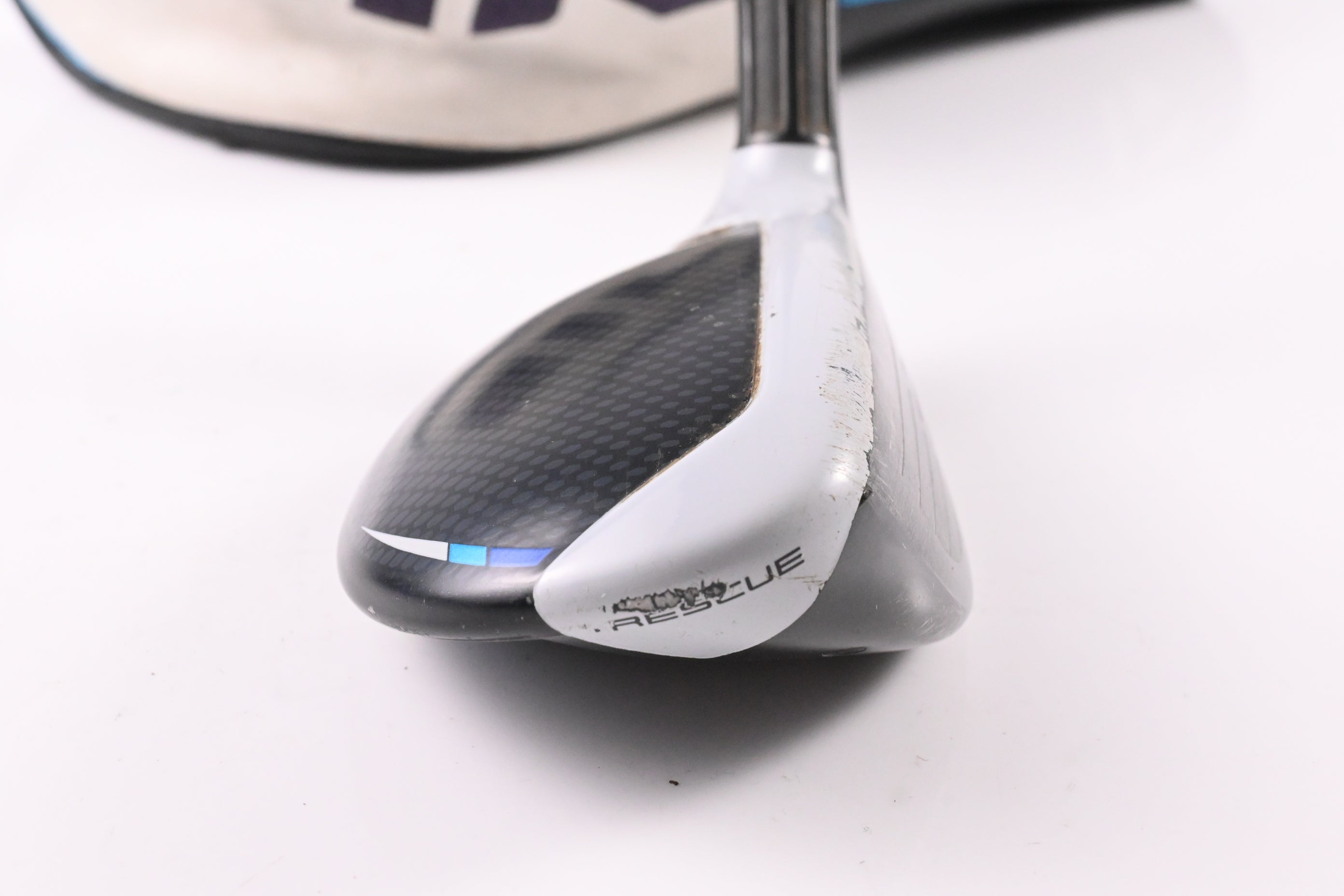 Taylormade SIM2 Max #4 Hybrid / 22 Degree / Stiff Flex Ventus Blue 7 Shaft