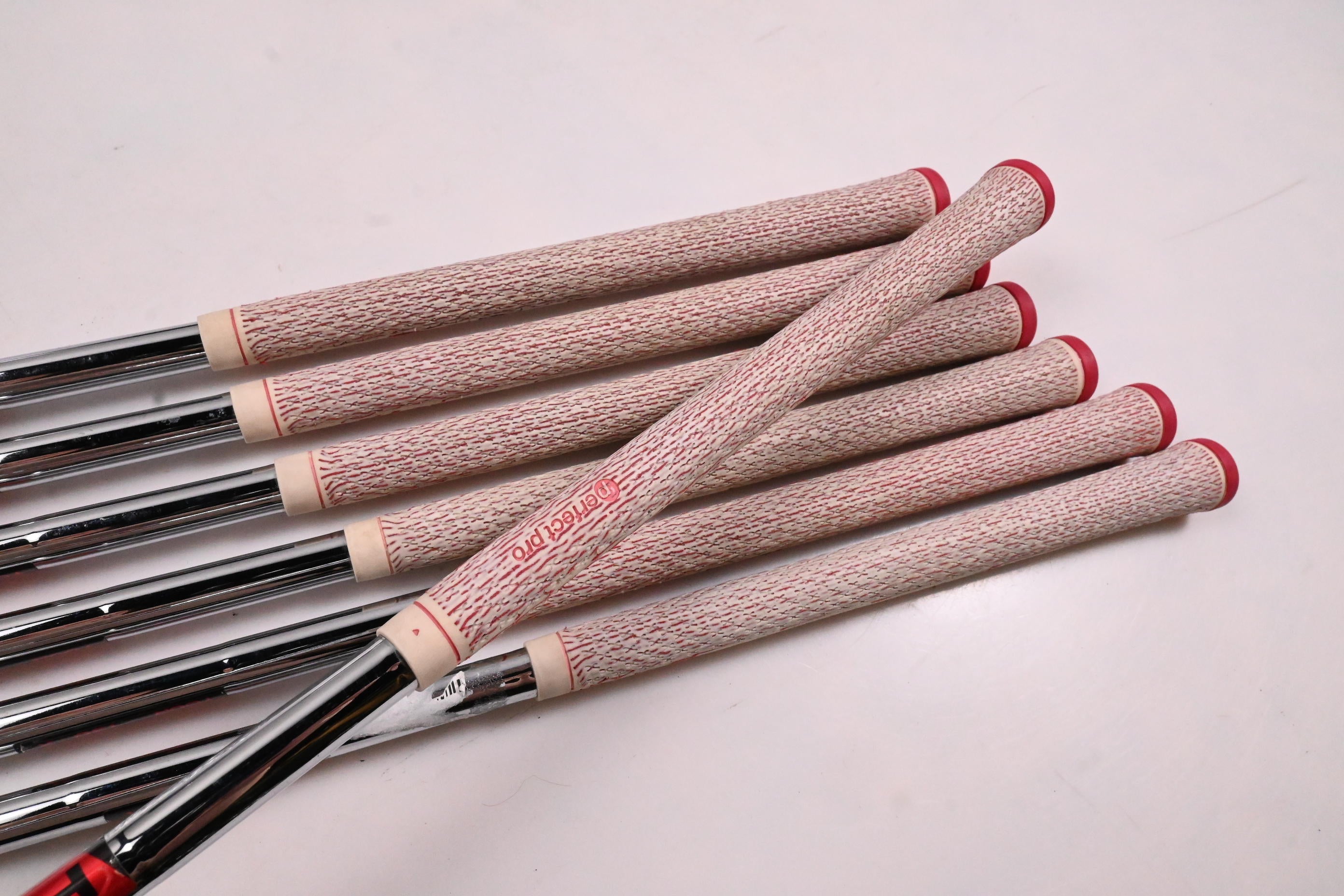Ping i25 Irons / 4-PW / Blue Dot / X-Flex KBS Tour 130 Shafts