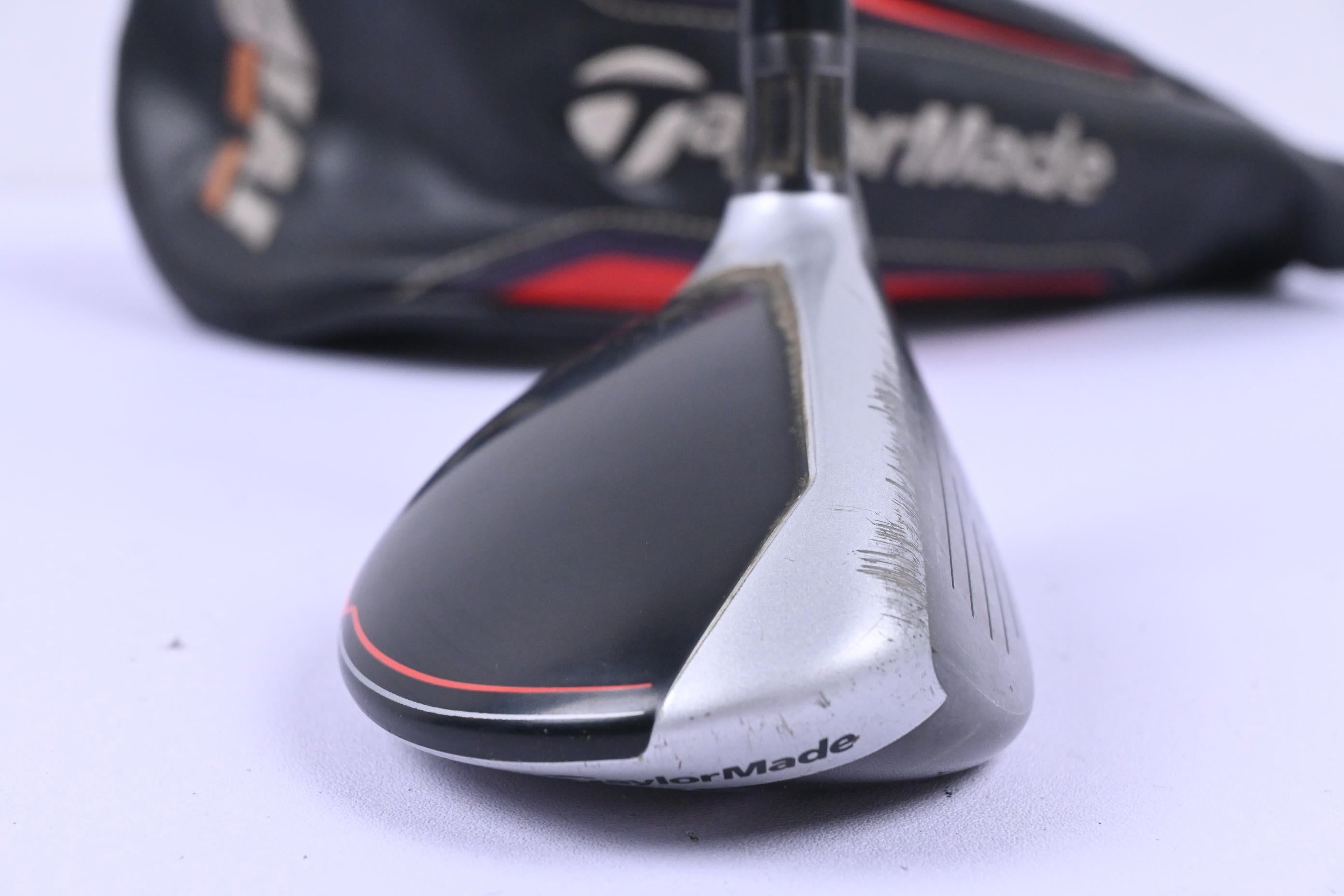 Taylormade M6 #6 Hybrid / 28 Degree / Senior Flex Fujikura Atmos Orange 5 Shaft