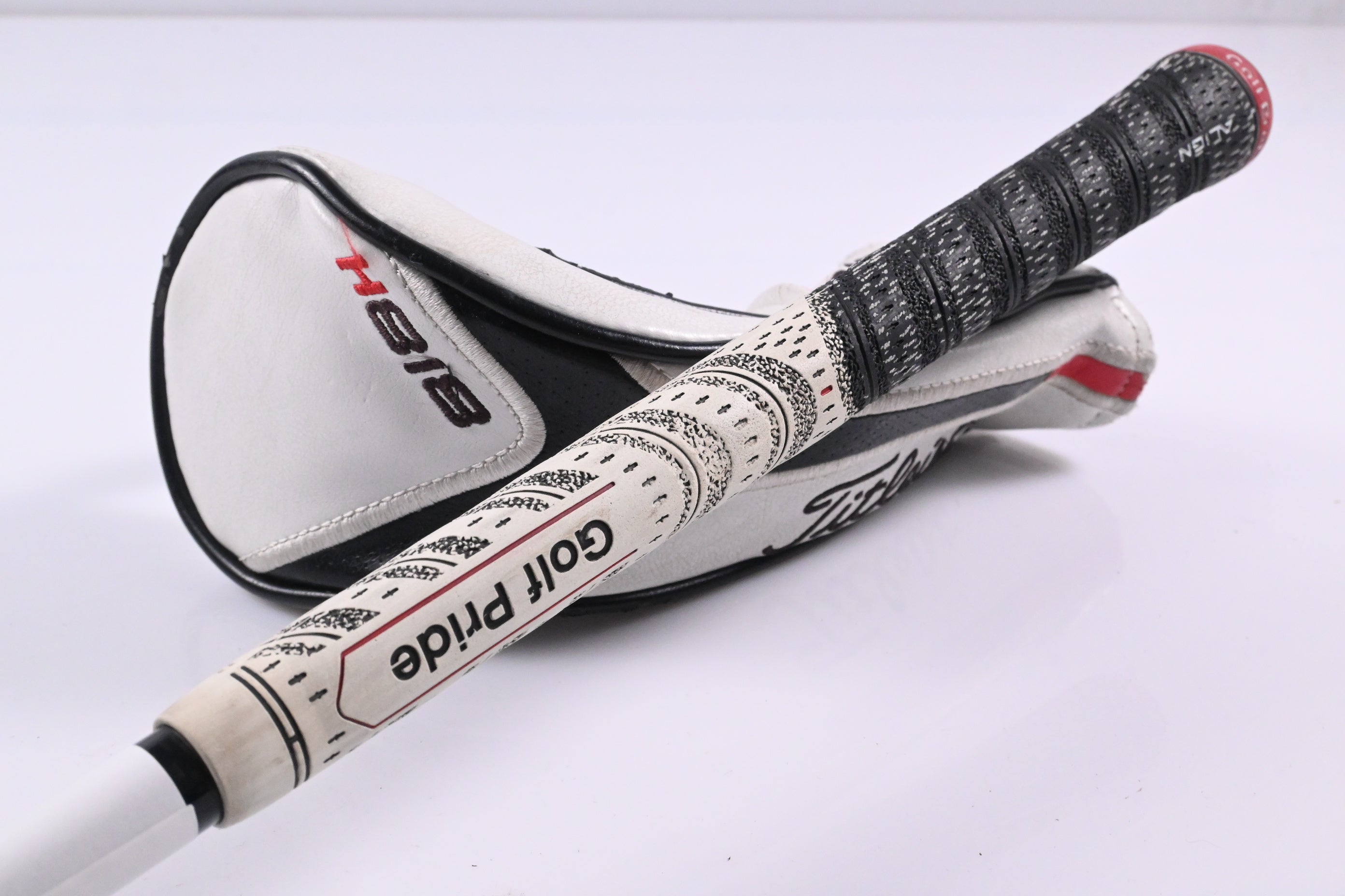 Ladies Titleist 818 H1 #6 Hybrid / 27 Degree / Ladies Flex Tensei CK Red 50