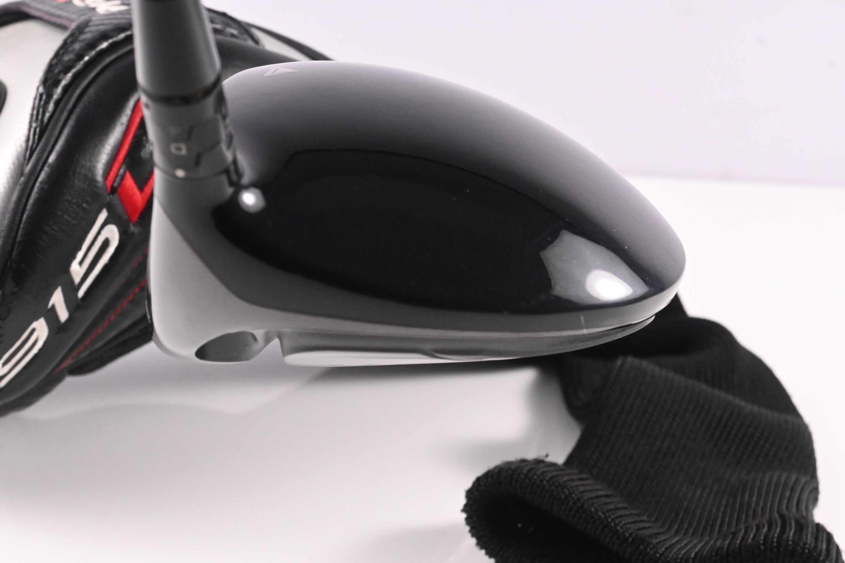 Titleist 915 D3 Driver / 9.5 Degree / X-Flex Oban Tour Prototype V430 65 Shaft