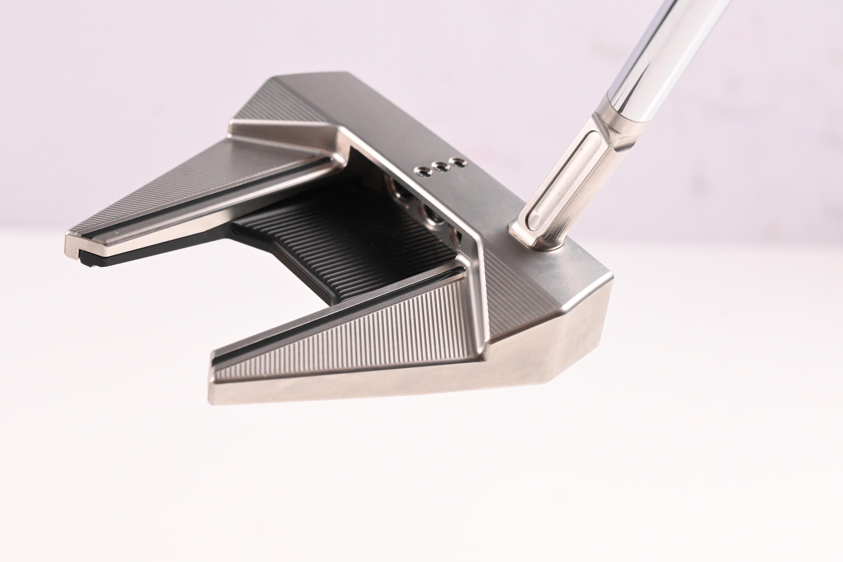 Left Hand Scotty Cameron Phantom X 7.5 2022 Putter / 34 Inch
