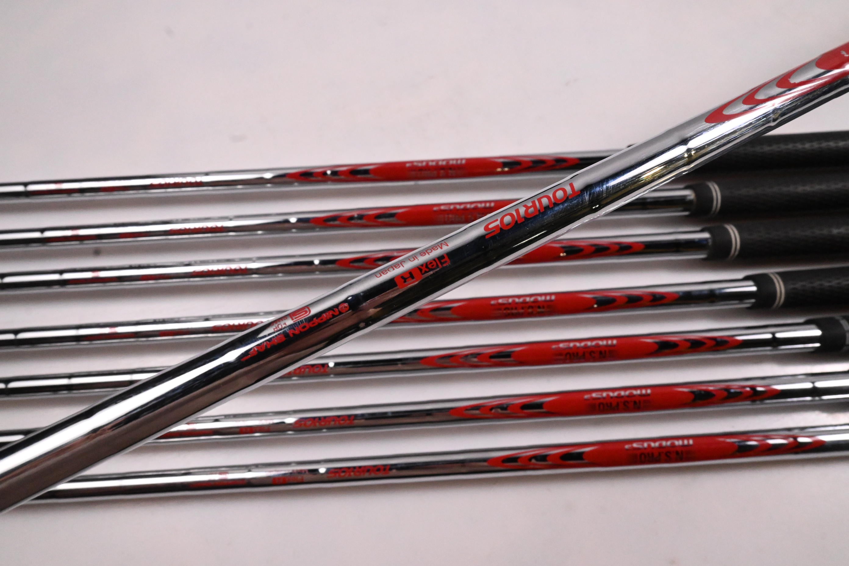 Ping i525 Irons / 3-PW / Blue Dot / Regular Flex NS Pro Modus 3 Tour 105 Shafts