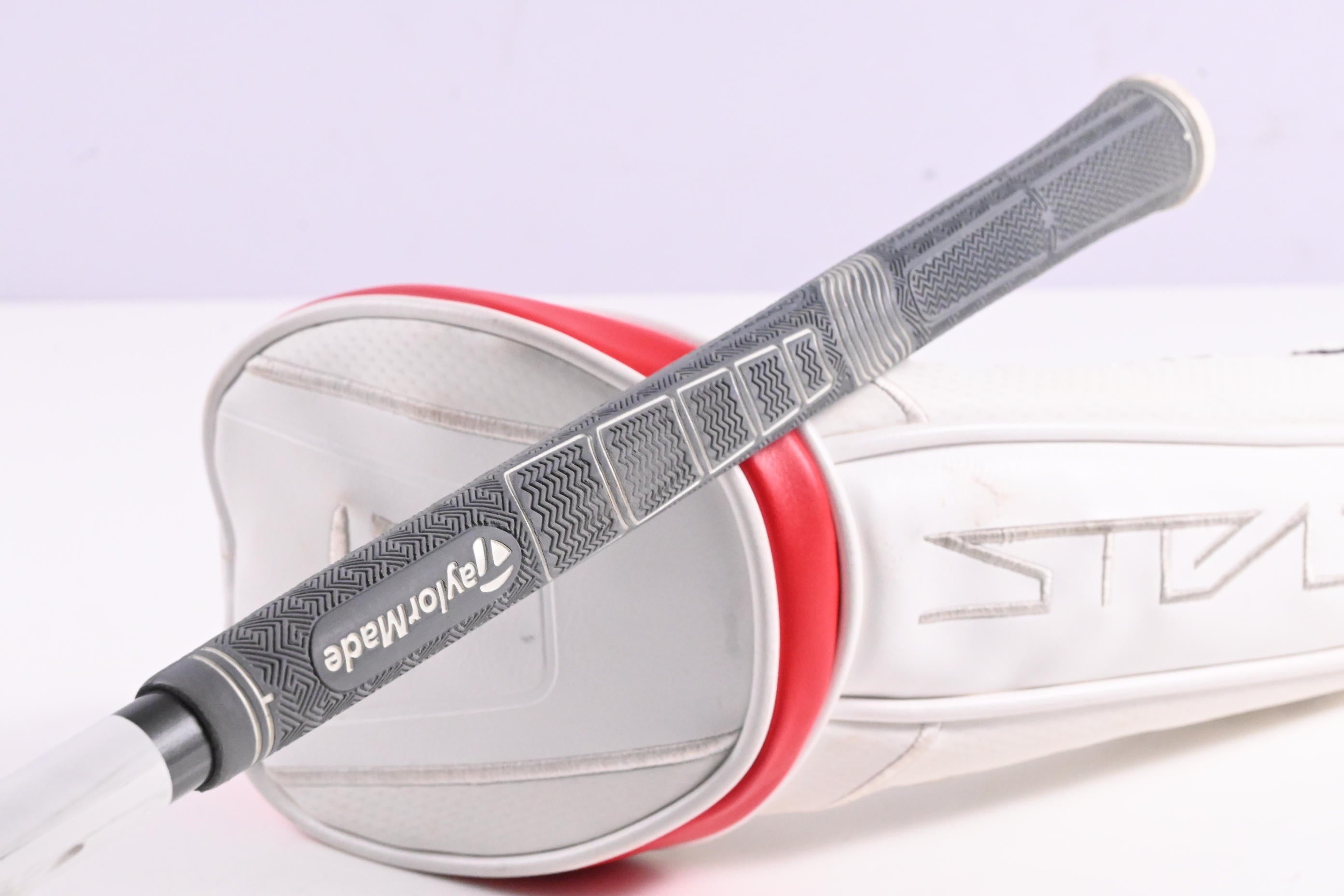 Ladies Taylormade Stealth #5 Wood / 19 Degree / Ladies Flex Aldila Ascent 45