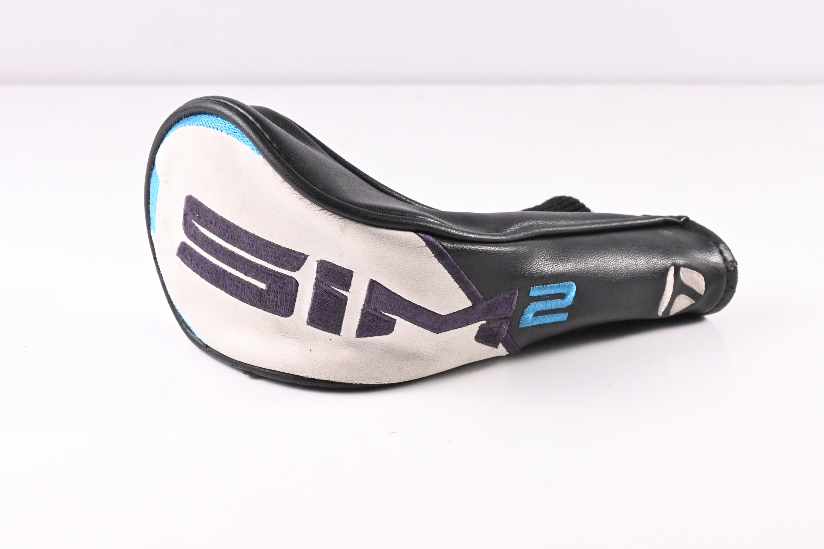Taylormade SIM2 Max #4 Hybrid / 22 Degree / Stiff Flex Ventus Blue 7 Shaft