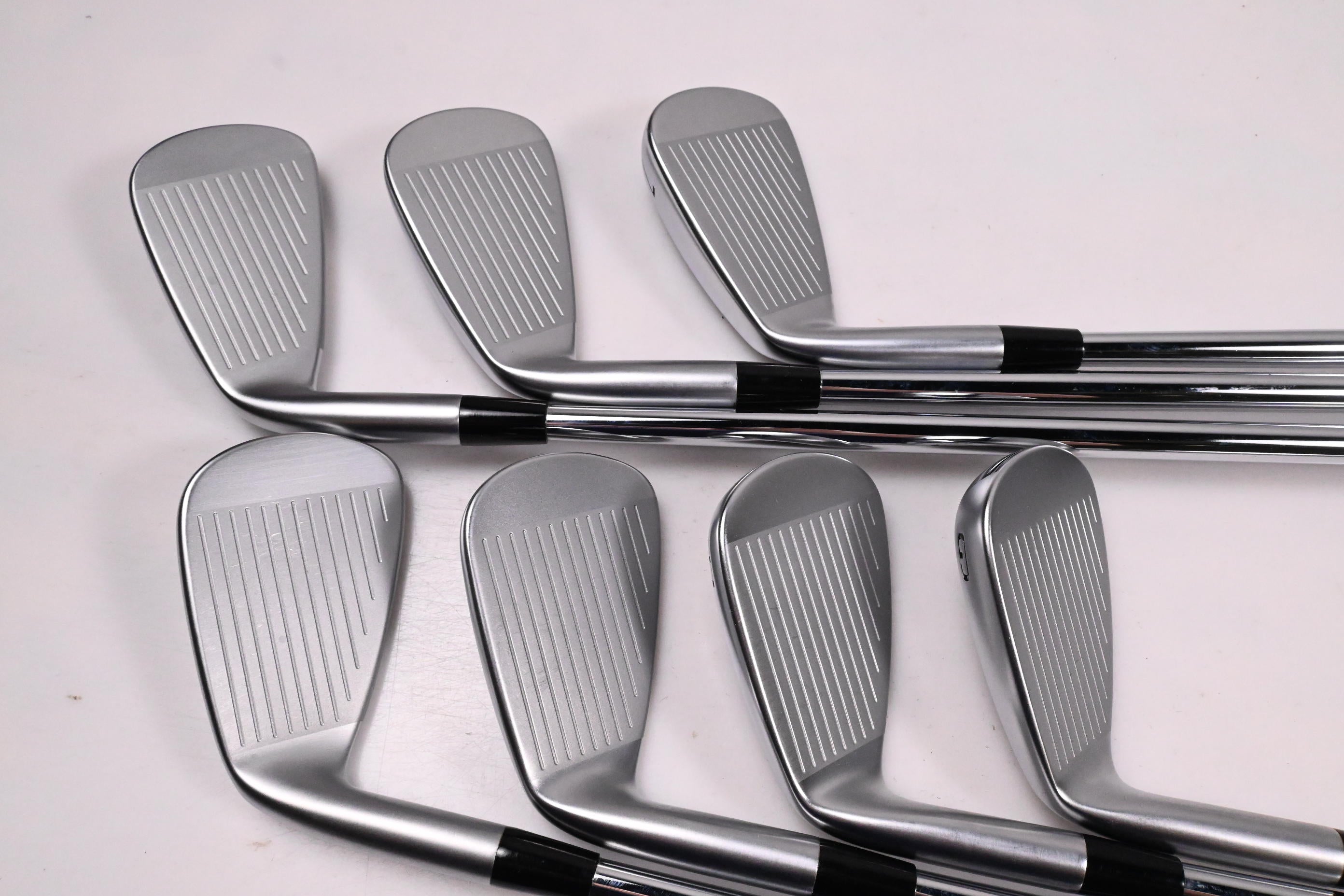 Mizuno JPX 925 Hot Metal Pro Irons / 5-PW+GW / Stiff Flex Dynamic Gold 105 S300
