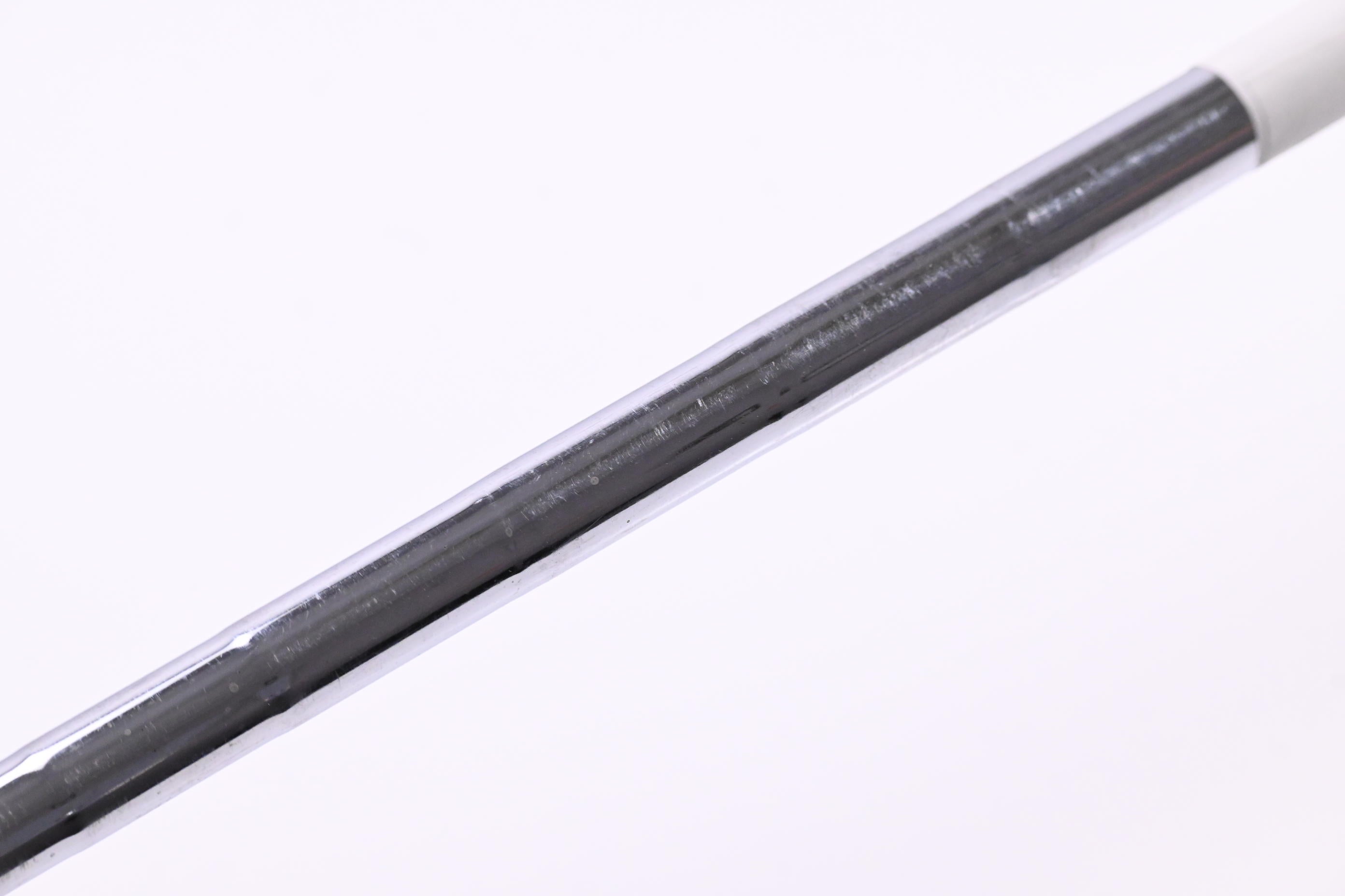 Taylormade R9 #4 Iron / 22 Degree / Regular Flex Steel Shaft