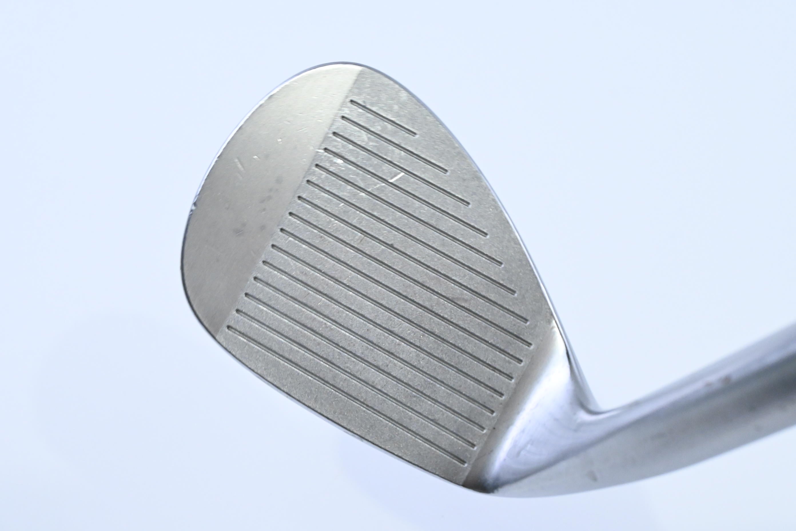 Fourteen RFZ Gap Wedge / 52 Degree / Regular Flex KBS S-Taper 120 Shaft