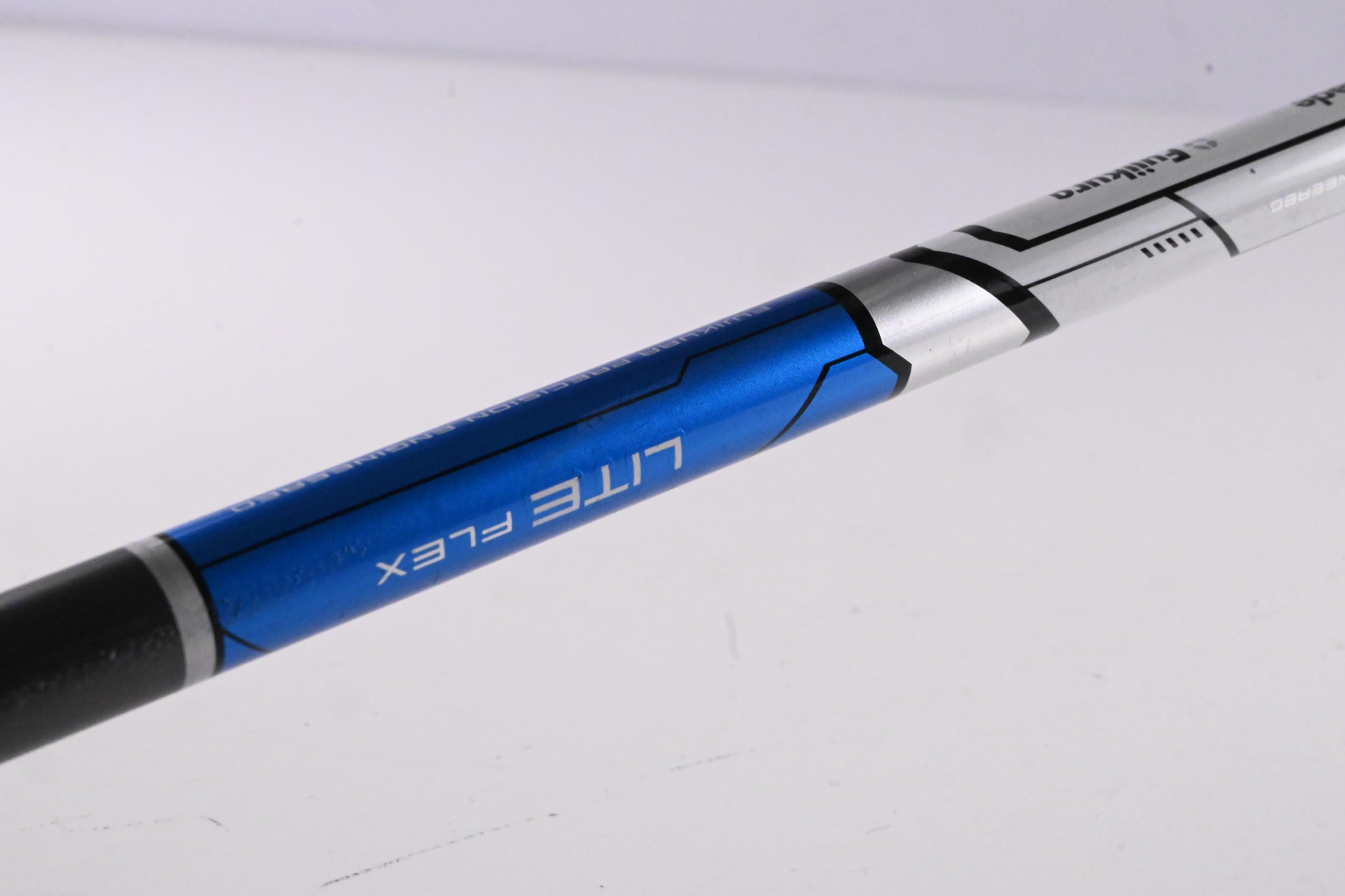 Ladies Taylormade SLDR #6 Hybrid / 28 Degree / Ladies Flex Fujikura Speeder 62