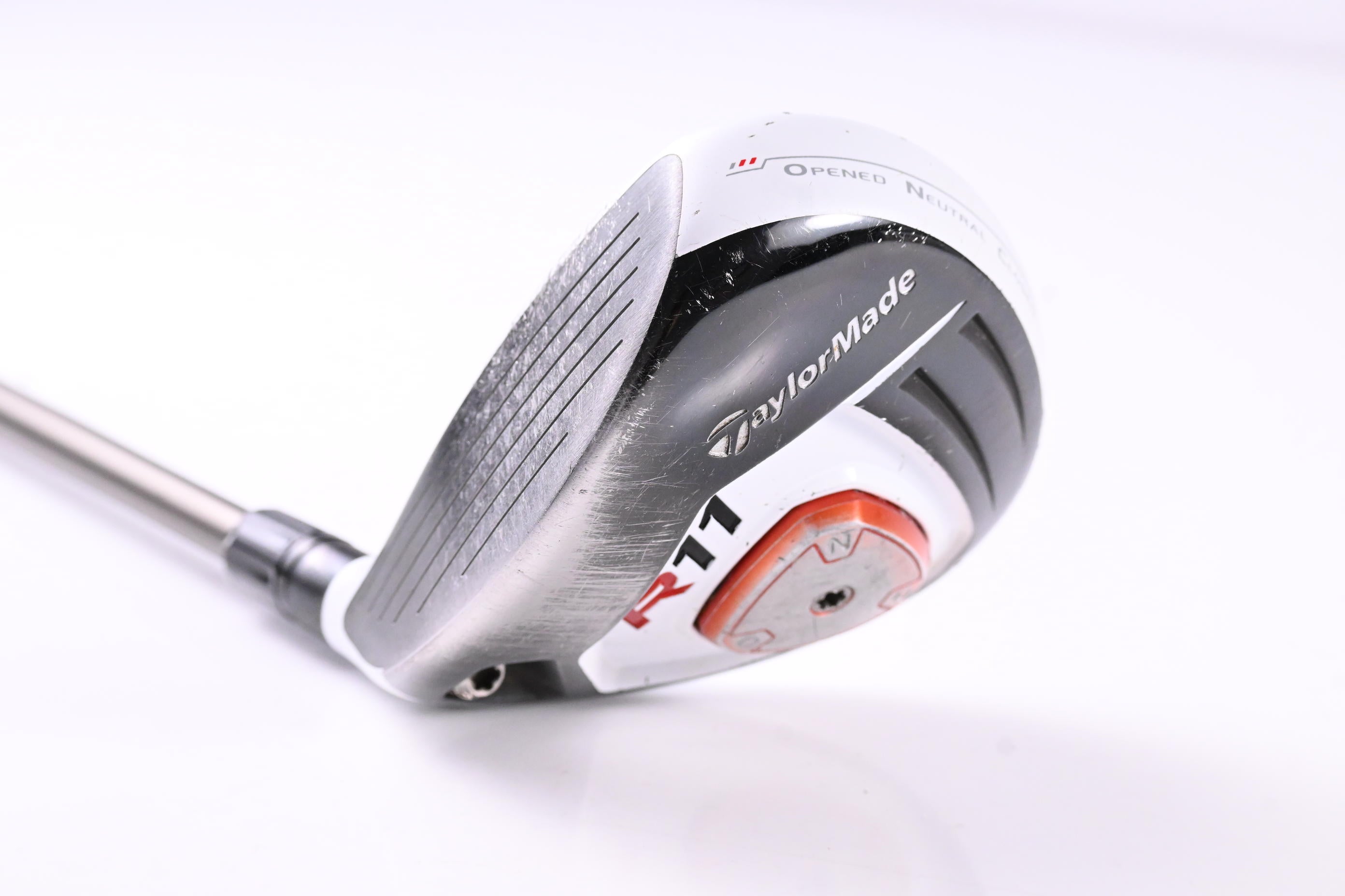 Left Hand Taylormade R11 #3 Wood / 15.5 Degree / Regular Flex Vista Pro 60 Shaft