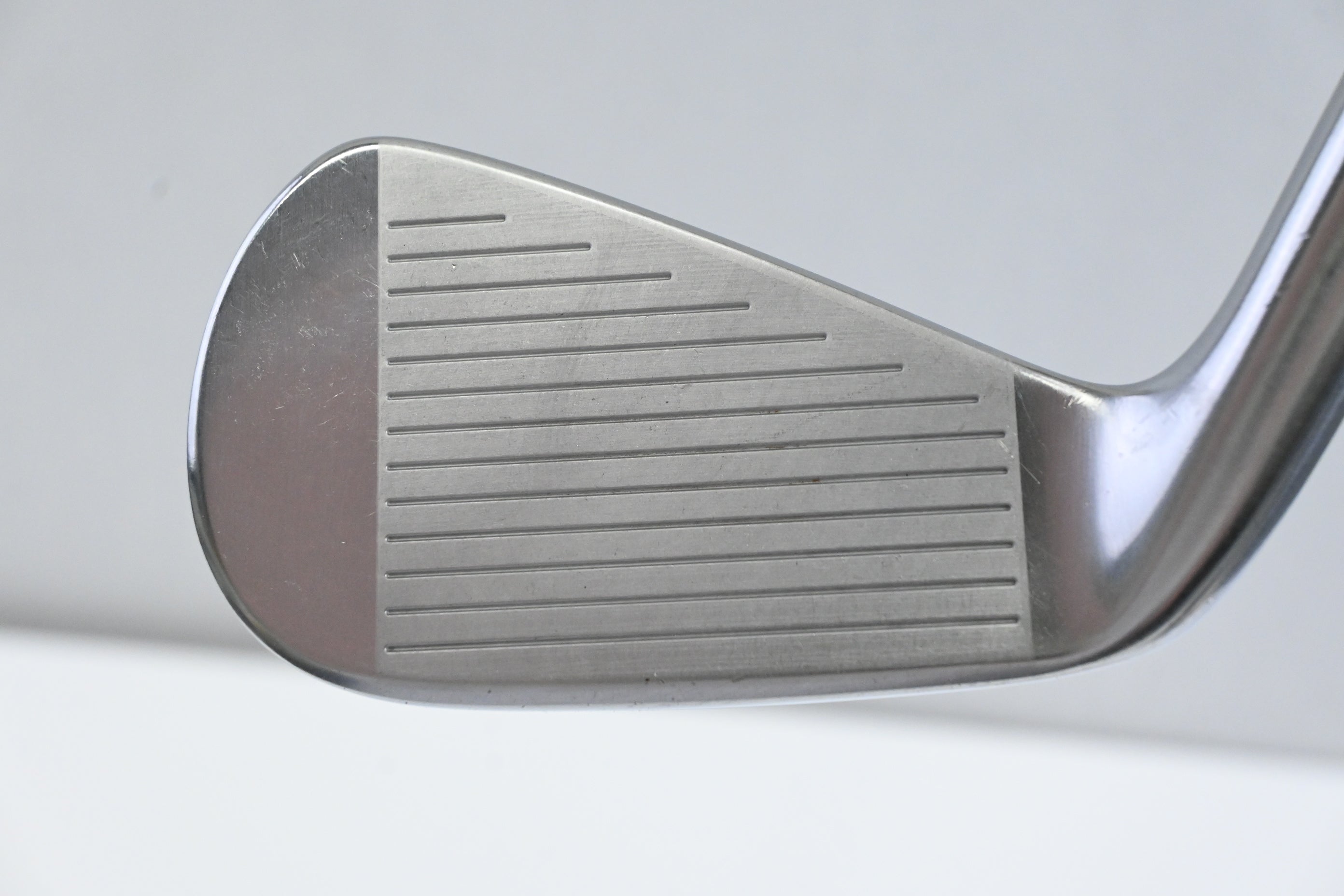 Srixon Z-U85 Utility #3 Iron / 20 Degree / Regular Flex NS Pro Modus3 Tour 120