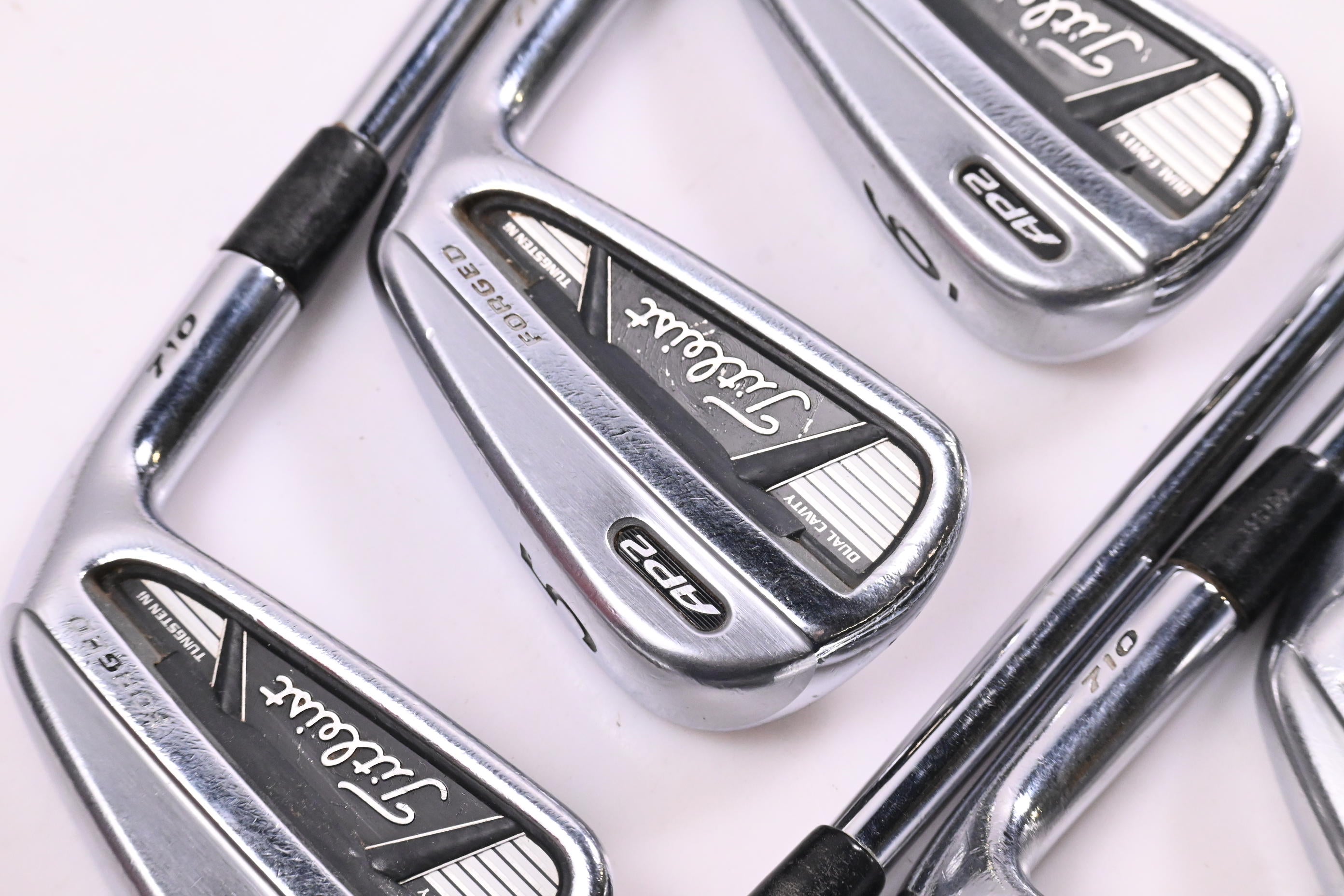Titleist AP2 710 Irons / 4-PW / Regular Flex Dynamic Gold Shaft