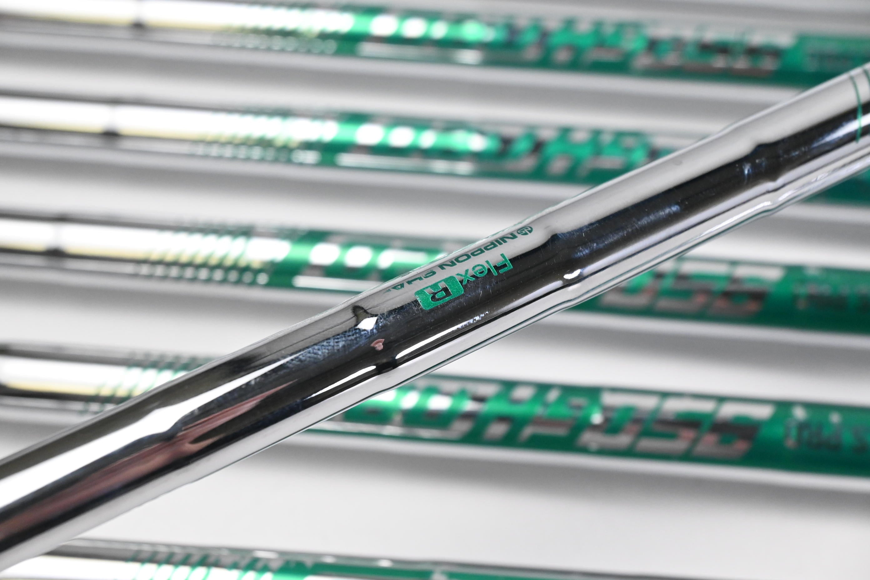 Mizuno Pro 225 Irons / 5-PW+GW / Regular Flex N.S.Pro 950GH Neo Shafts