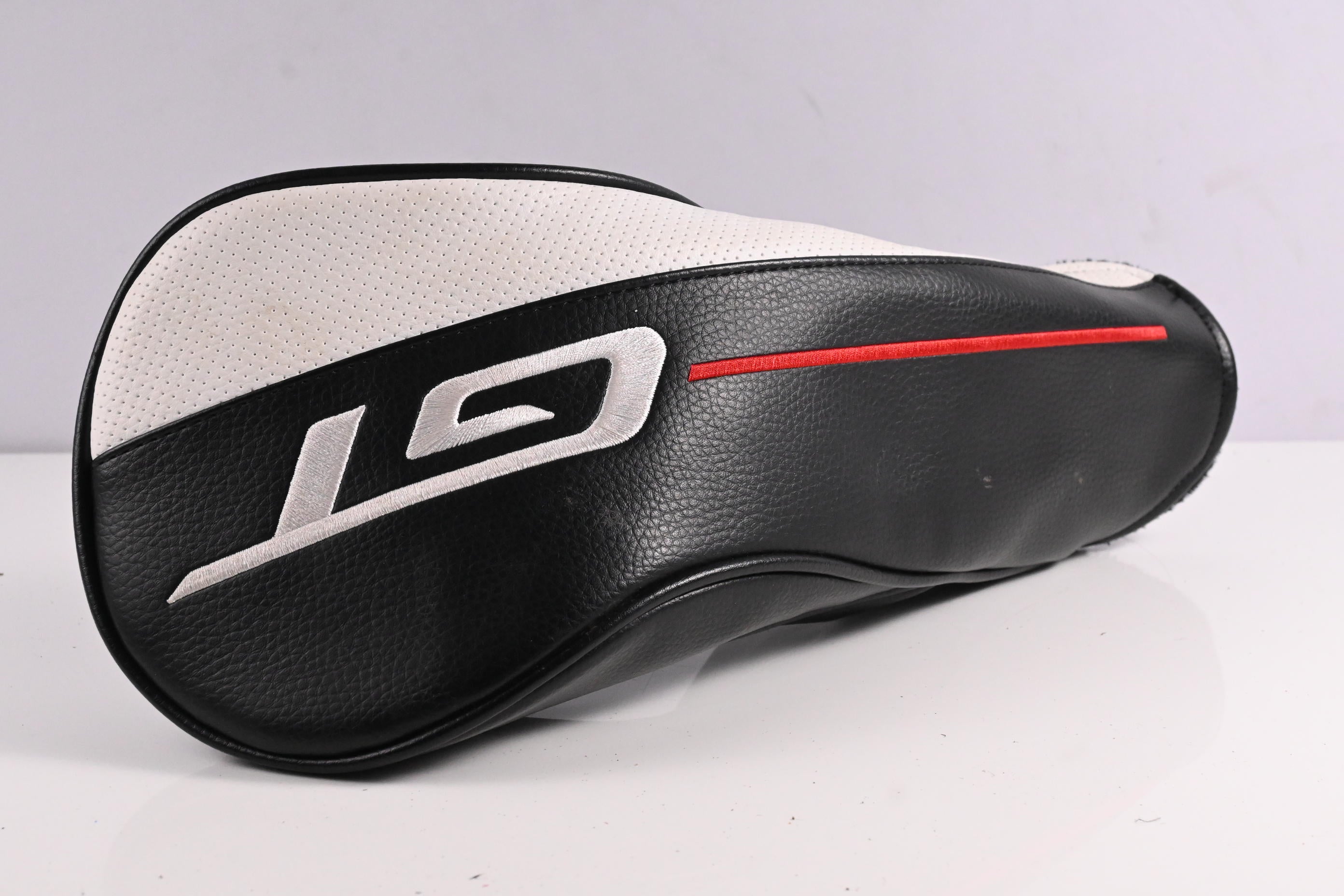 Titleist GT2 Driver / 9 Degree / Regular Flex Tensei CK Orange 50 Shaft
