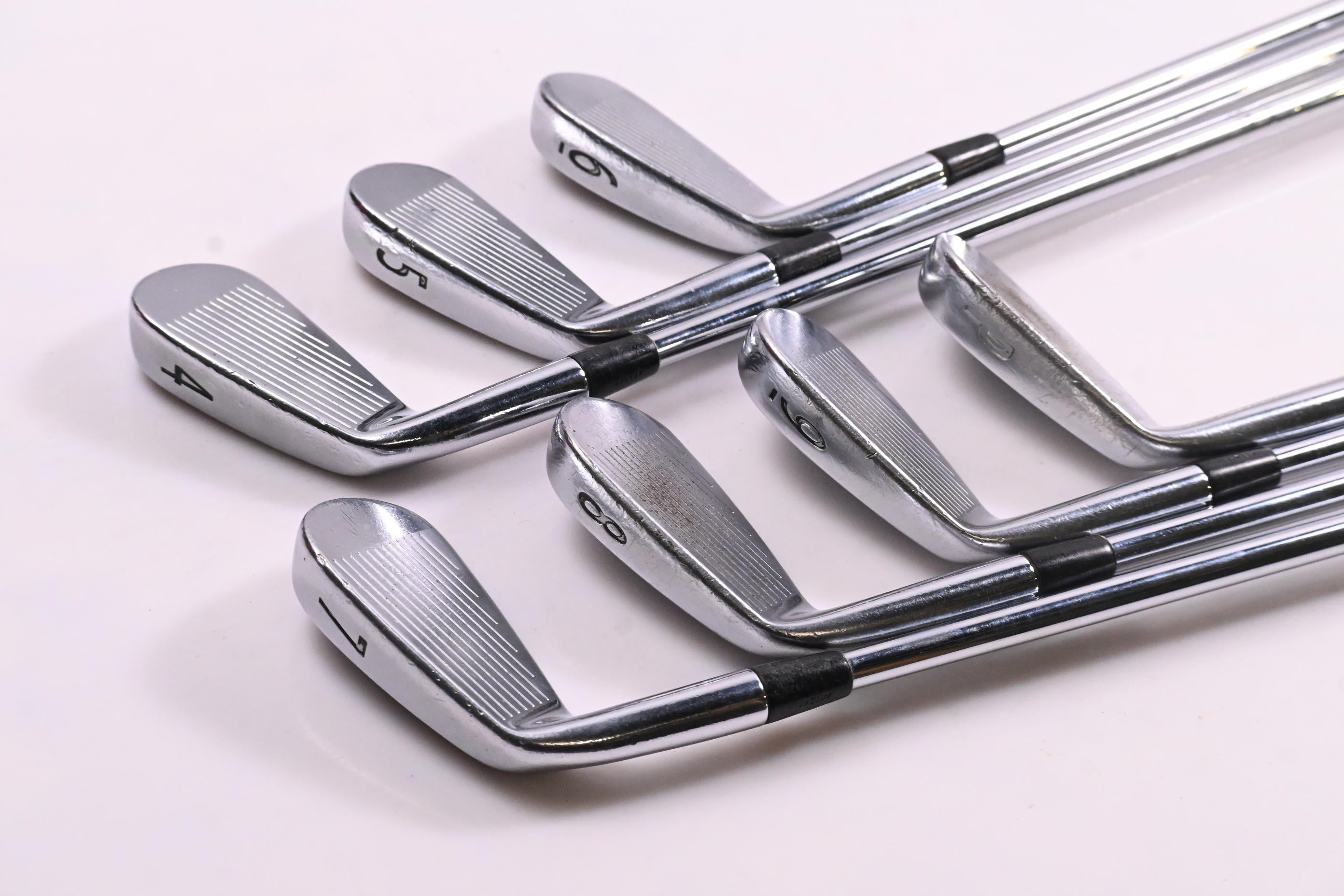 Titleist AP2 710 Irons / 4-PW / Regular Flex Dynamic Gold Shaft