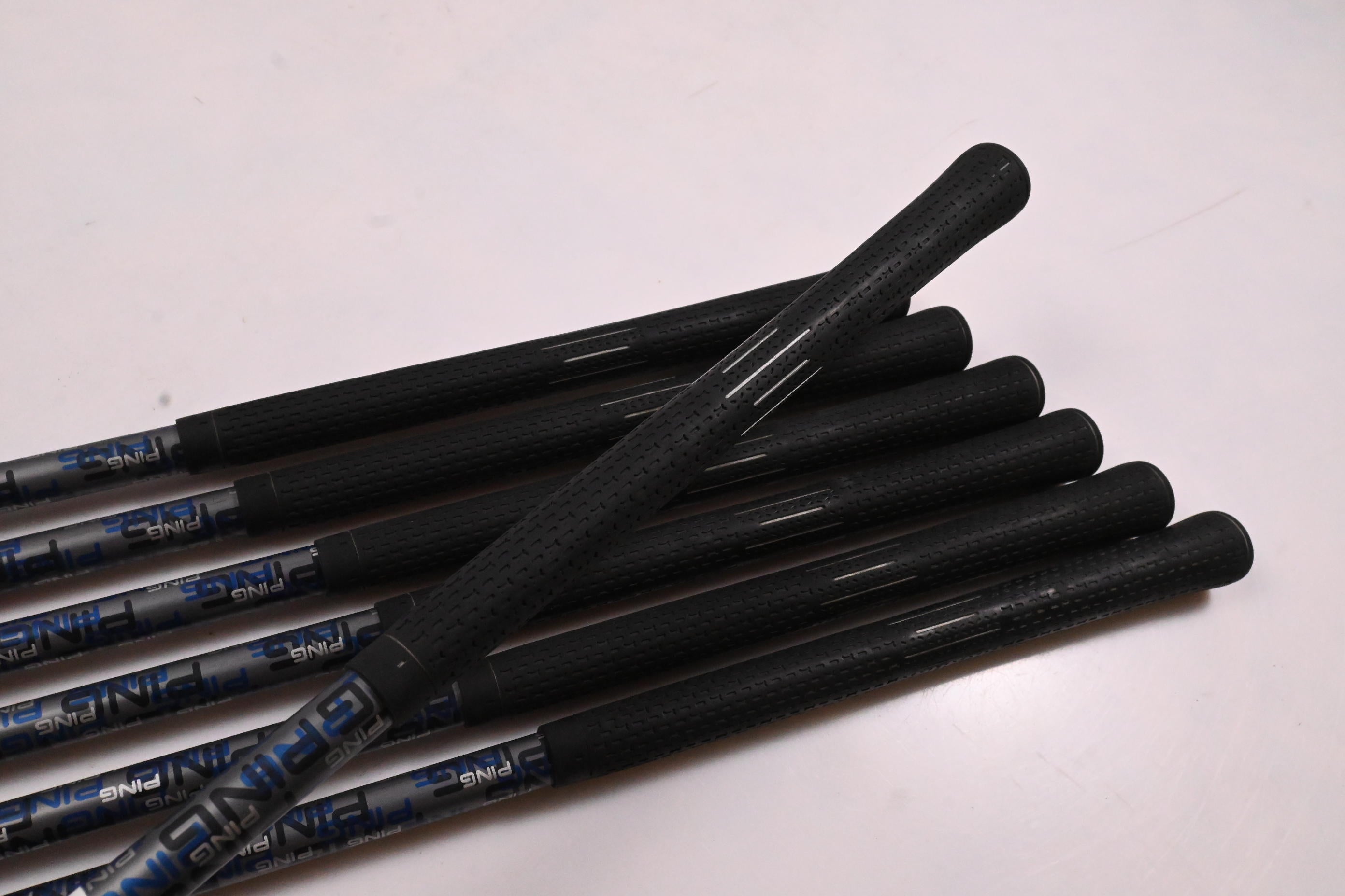 Ping G30 Irons / 5-PW+SW / Blue Dot / Regular Flex Ping TFC 419 Shafts