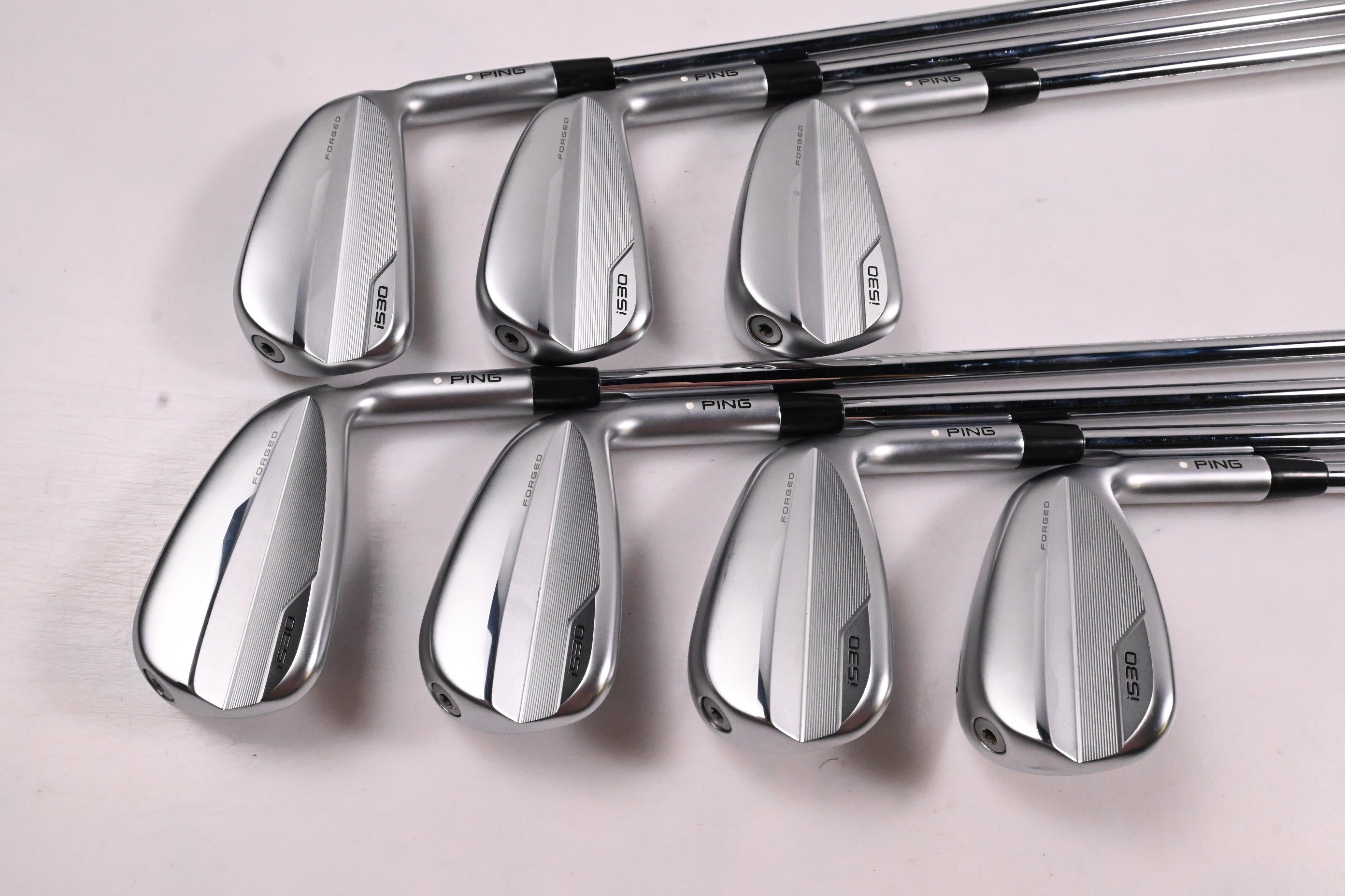 Ping i530 Irons / 5-PW+GW / White Dot / Regular Flex Ping AWT 3.0 Shafts