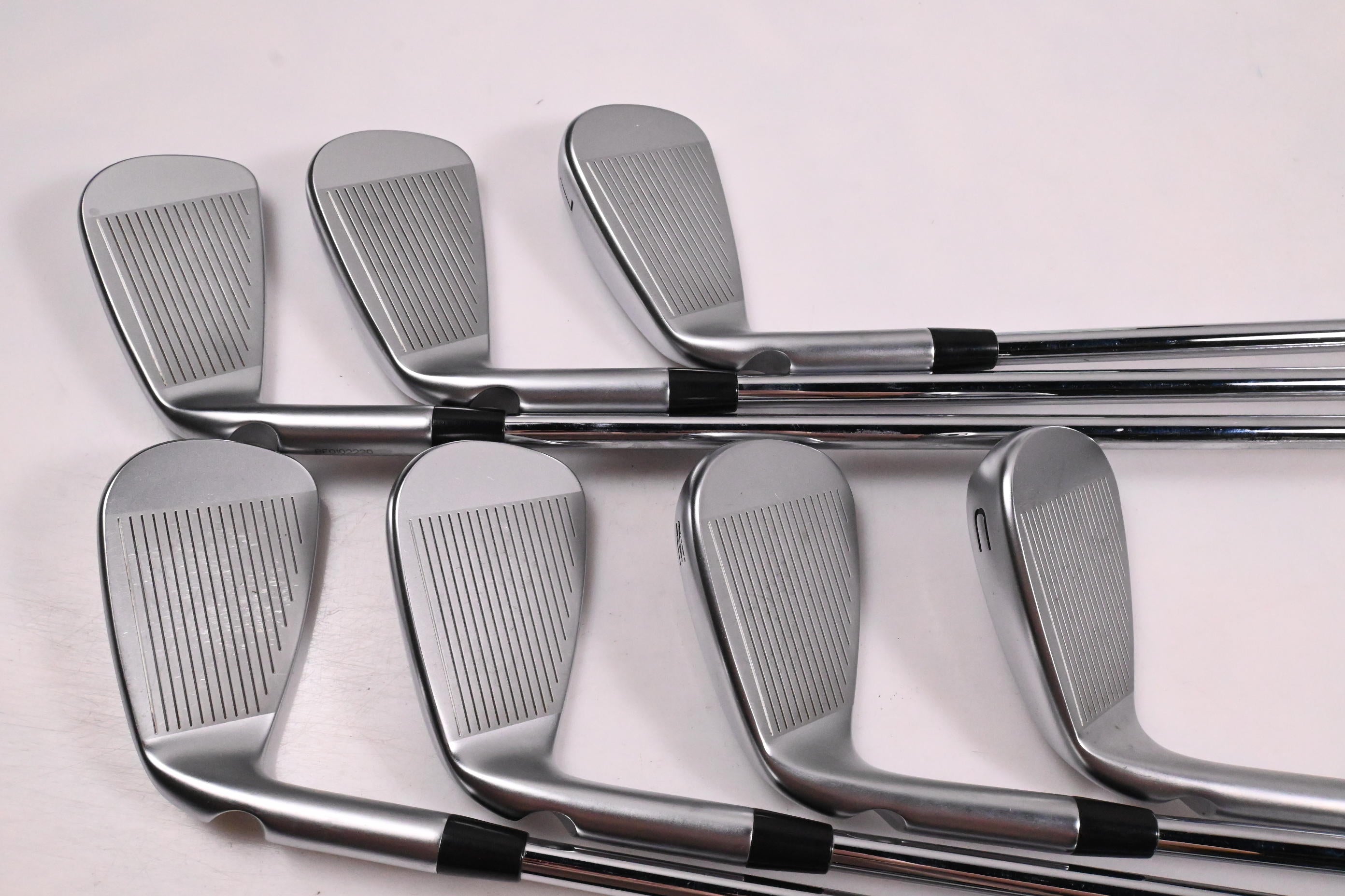 Ping i530 Irons / 5-PW+GW / White Dot / Regular Flex Ping AWT 3.0 Shafts