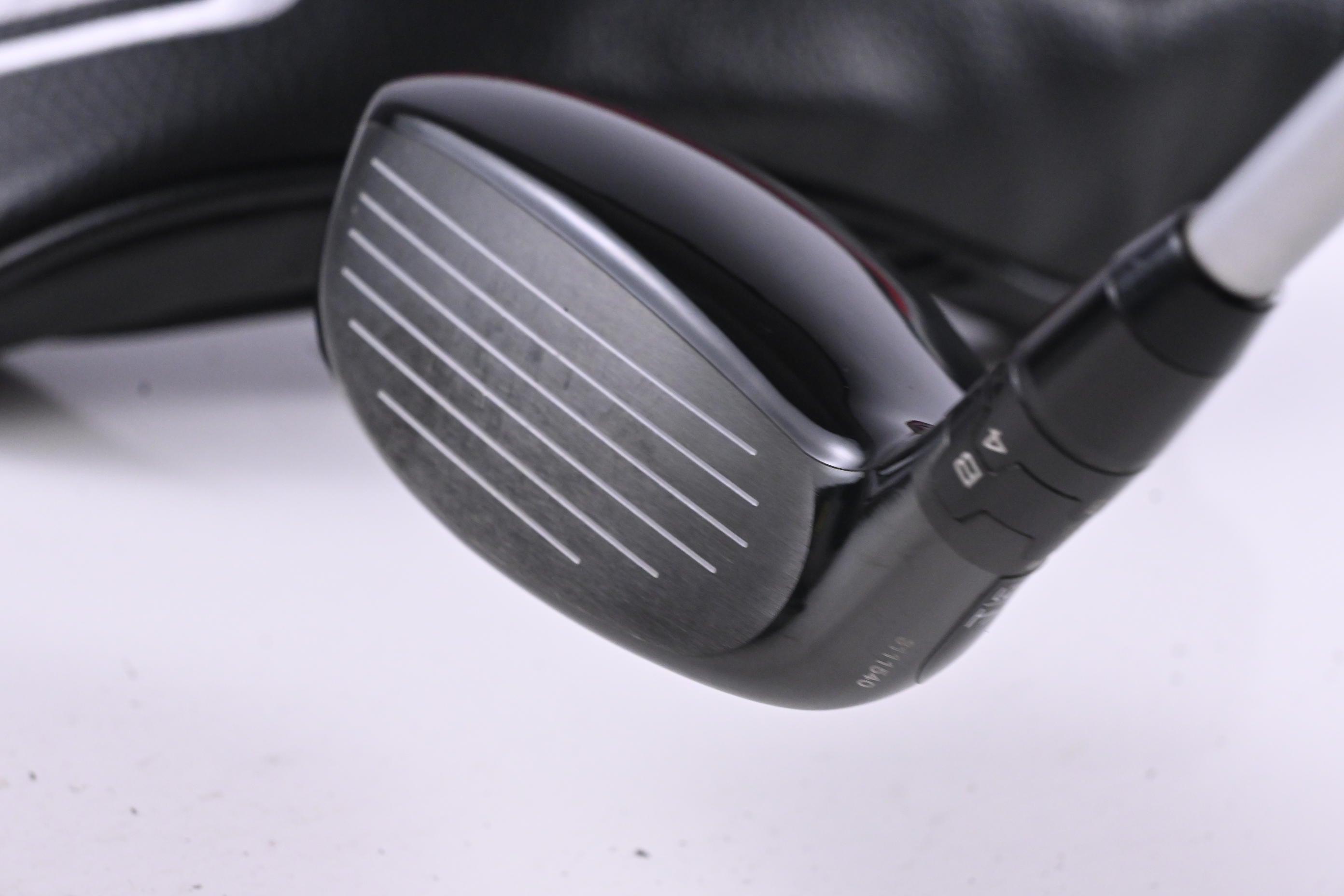 Titleist GT2 #4 Hybrid / 21 Degree / Regular Flex Mitsubishi MMT Speedmesh 50