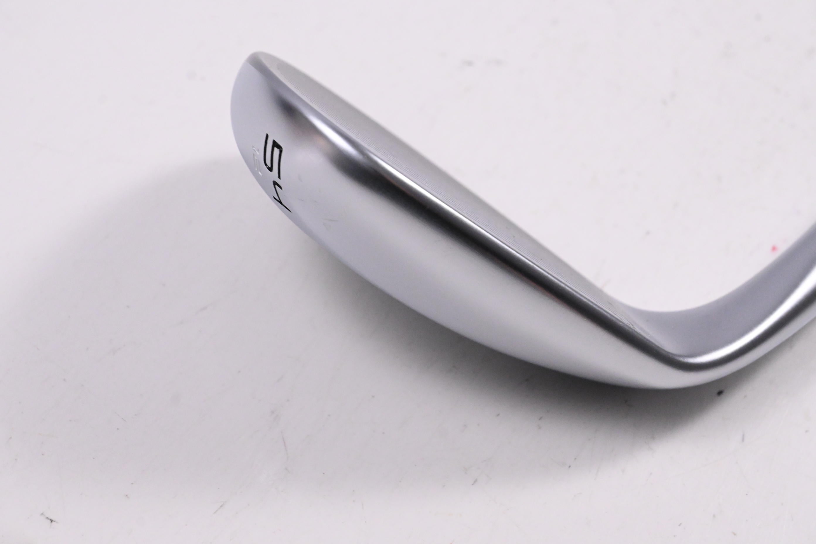 Cleveland CBX Full Face 2 Sand Wedge / 54 Degree / Wedge Flex Dynamic Gold Shaft