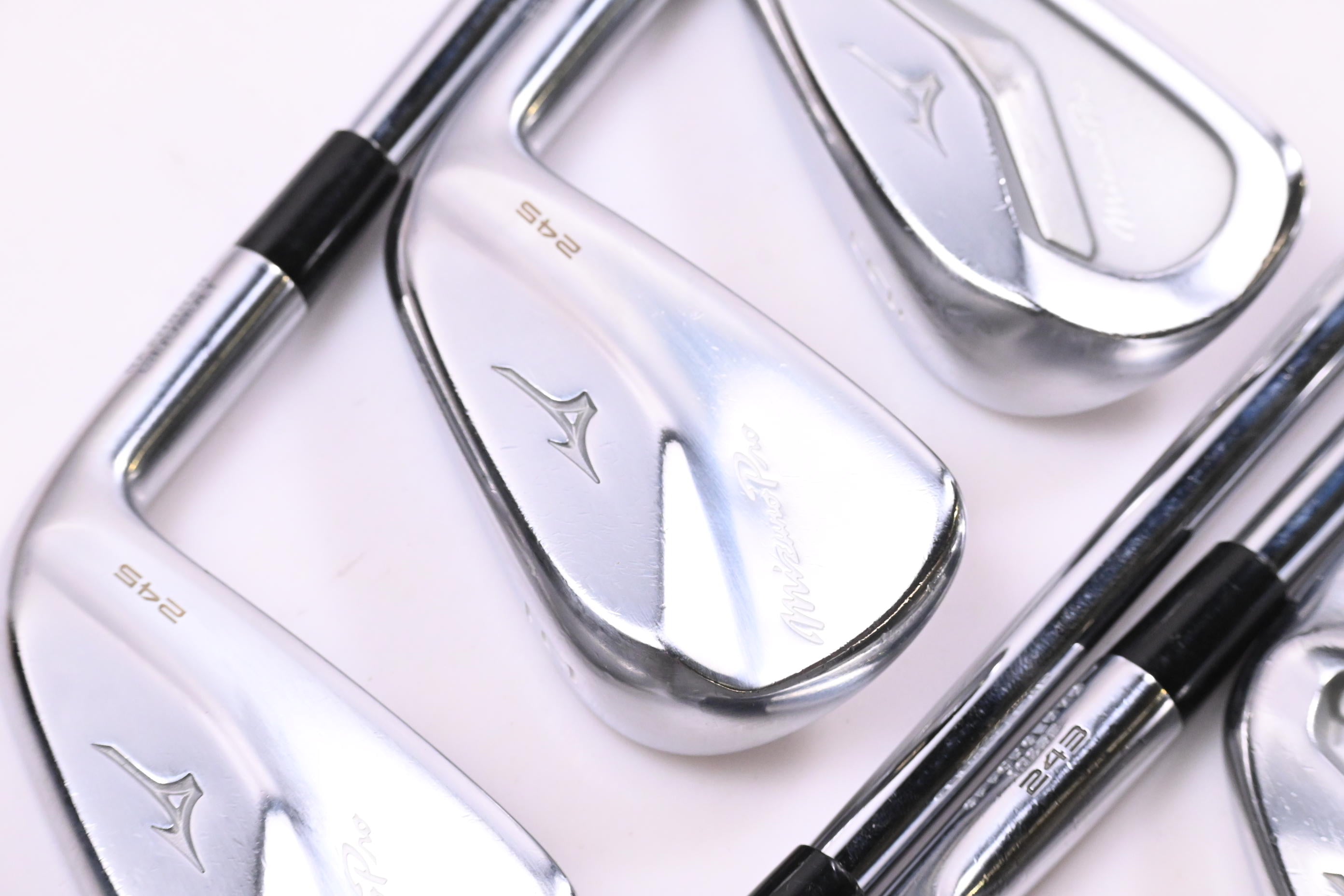 Mizuno Pro 243 Irons / 4-PW / Stiff Flex N.S.Pro Modus 3 Tour 120 Shaft
