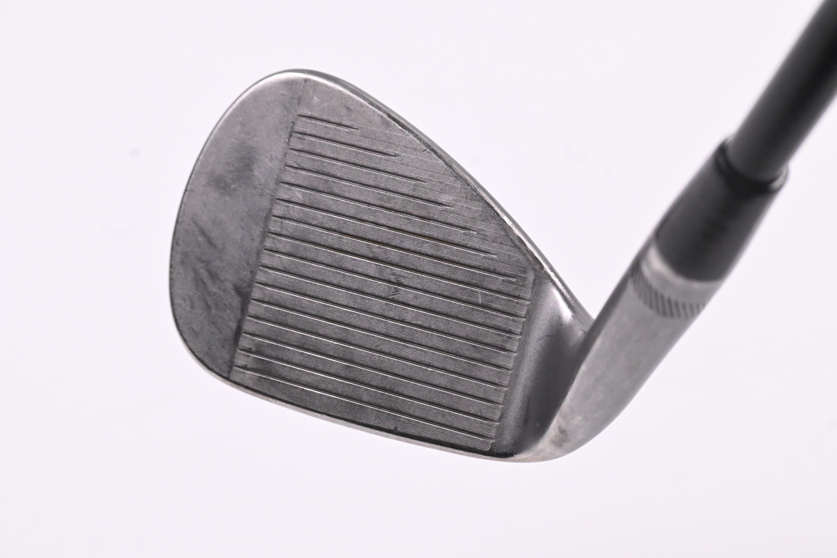 Titleist Vokey SM10 Pitching Wedge / 48 Degree / Stiff Flex Dynamic Gold S400