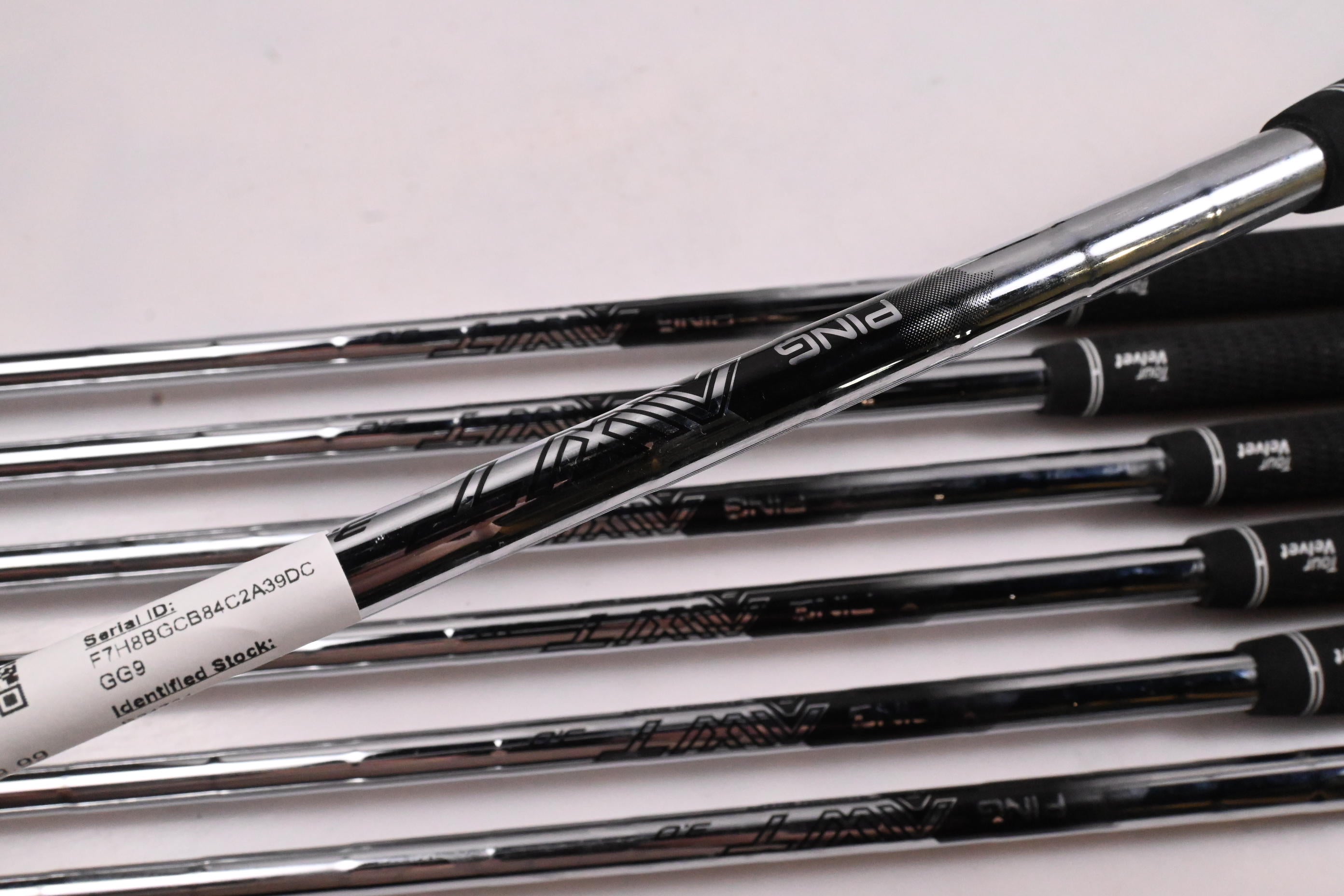 Ping i530 Irons / 5-PW+GW / White Dot / Regular Flex Ping AWT 3.0 Shafts