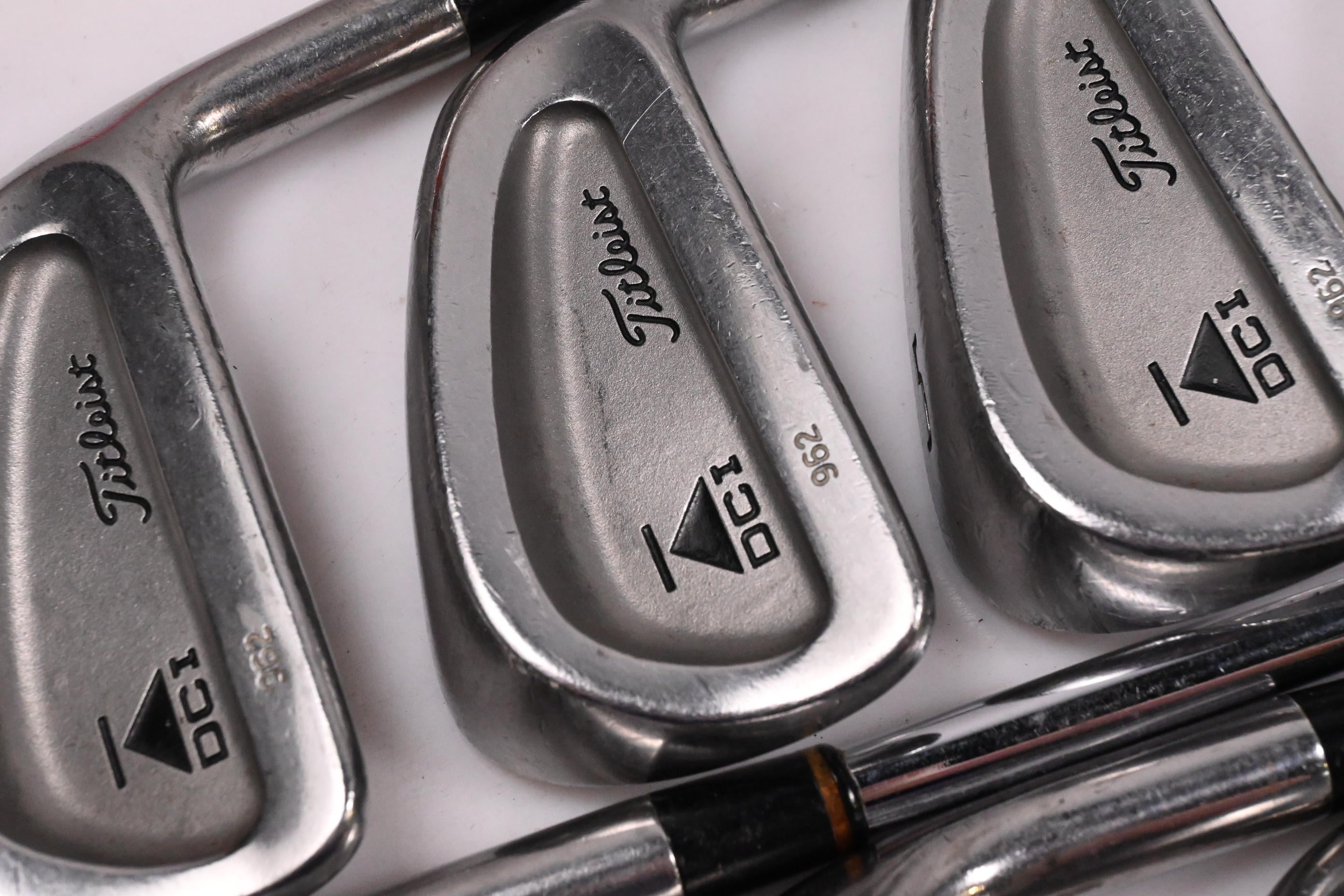 Titleist DCI 962 Irons / 3-PW+SW / Stiff Flex Dynamic Gold Shafts