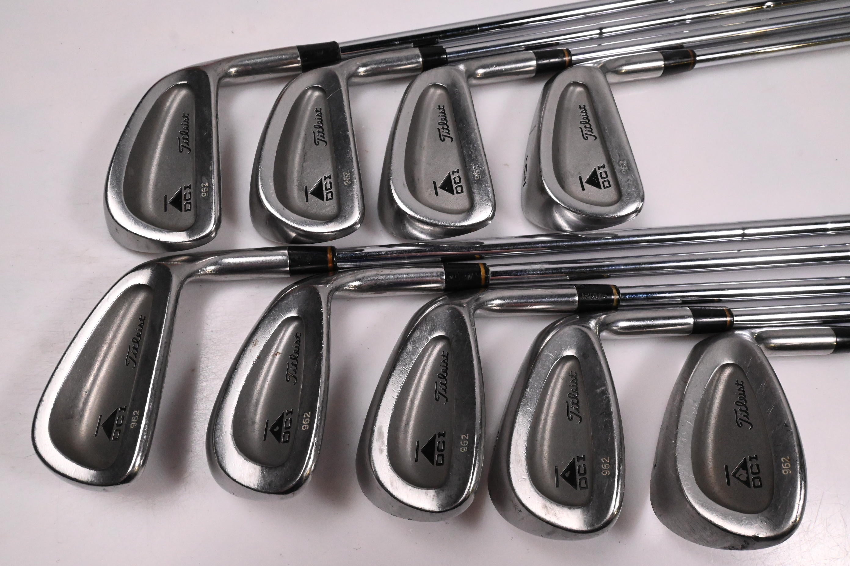 Titleist DCI 962 Irons / 3-PW+SW / Stiff Flex Dynamic Gold Shafts